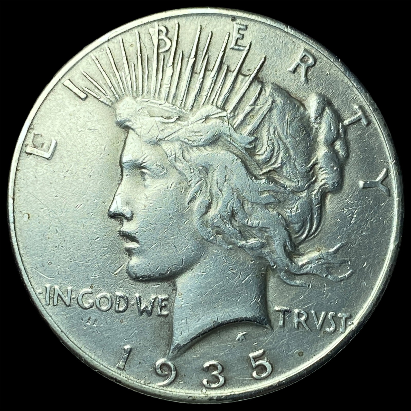 1935 Silver Peace Dollar NEARLY UNCIRCULATED: 1935 Silver Peace Dollar NEARLY UNCIRCULATED