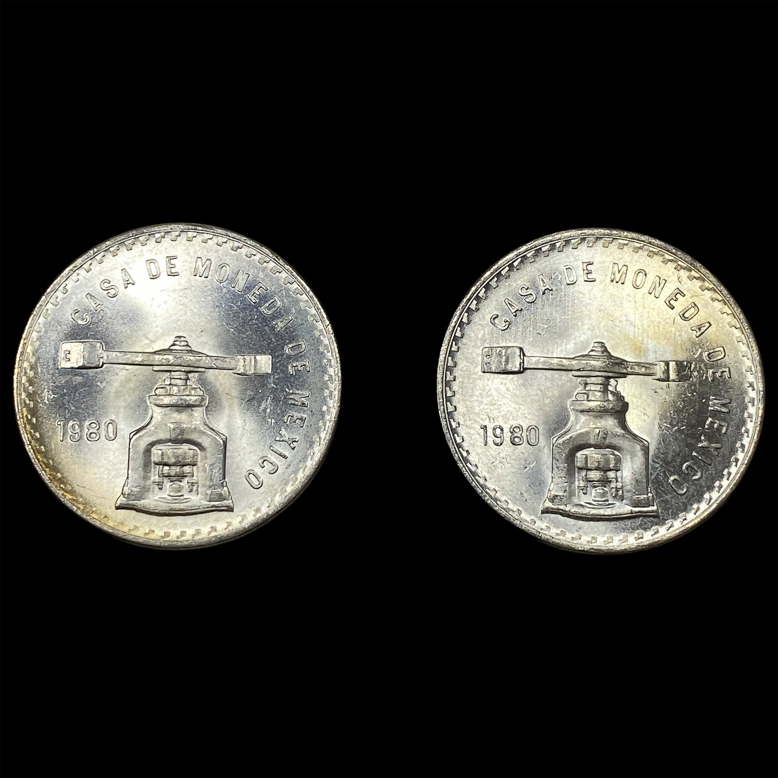 [2] 1980 Mexico 1oz Silver Onza Lot (1 of 2)
