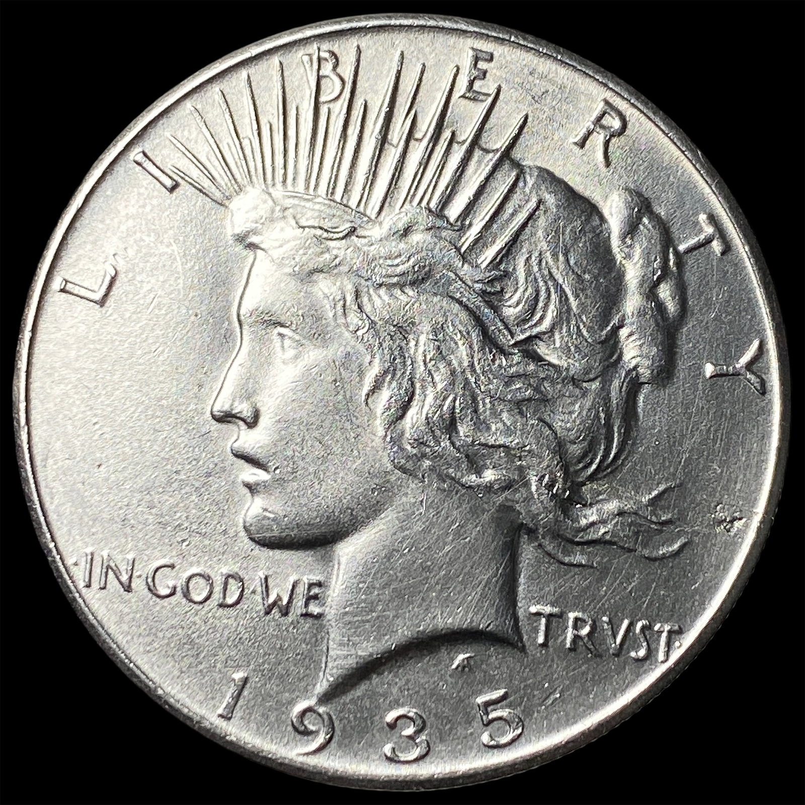 1935 Silver Peace Dollar UNCIRCULATED (1 of 2)
