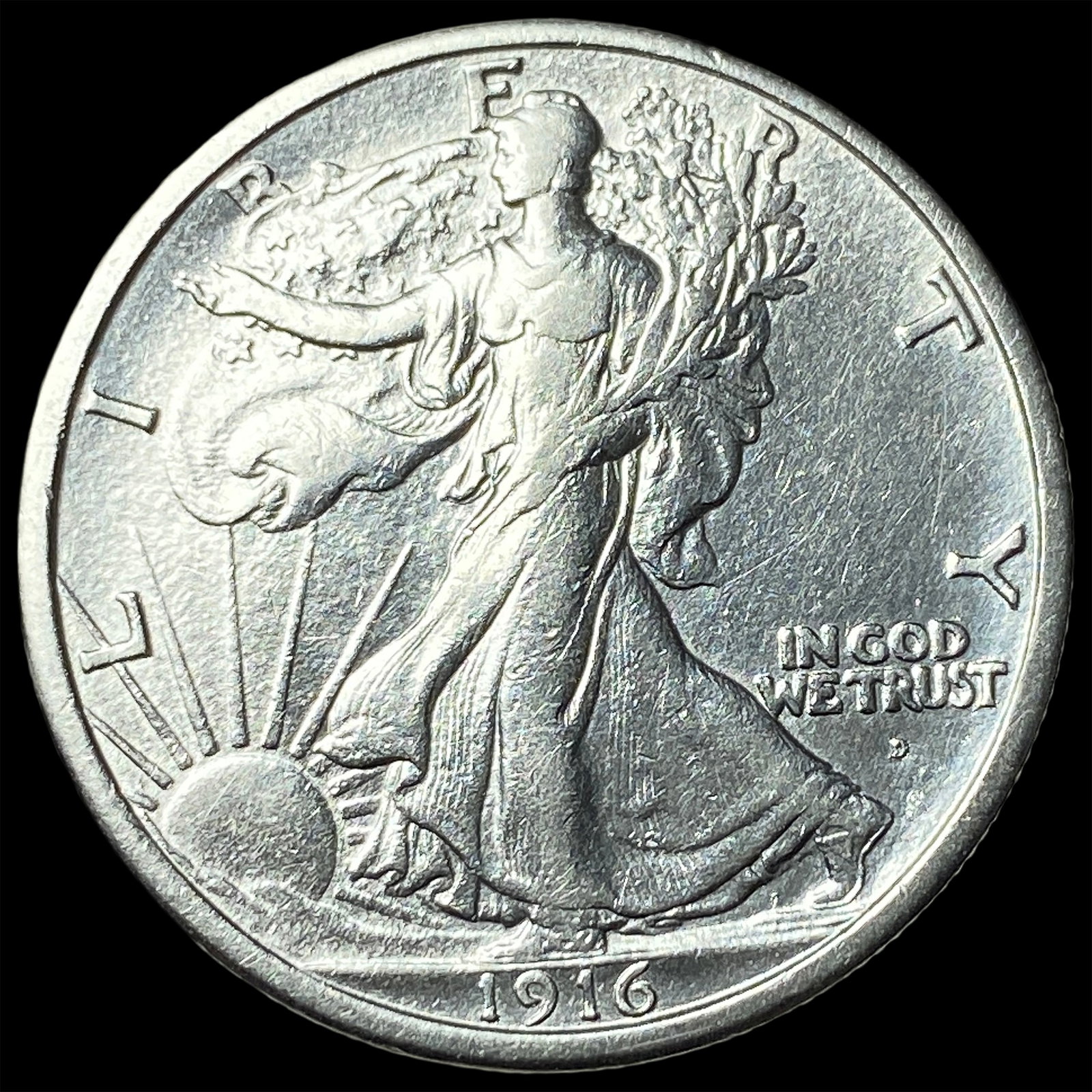 1916-D Silver Walking Liberty Half Dollar UNCIRCULATED (1 of 2)