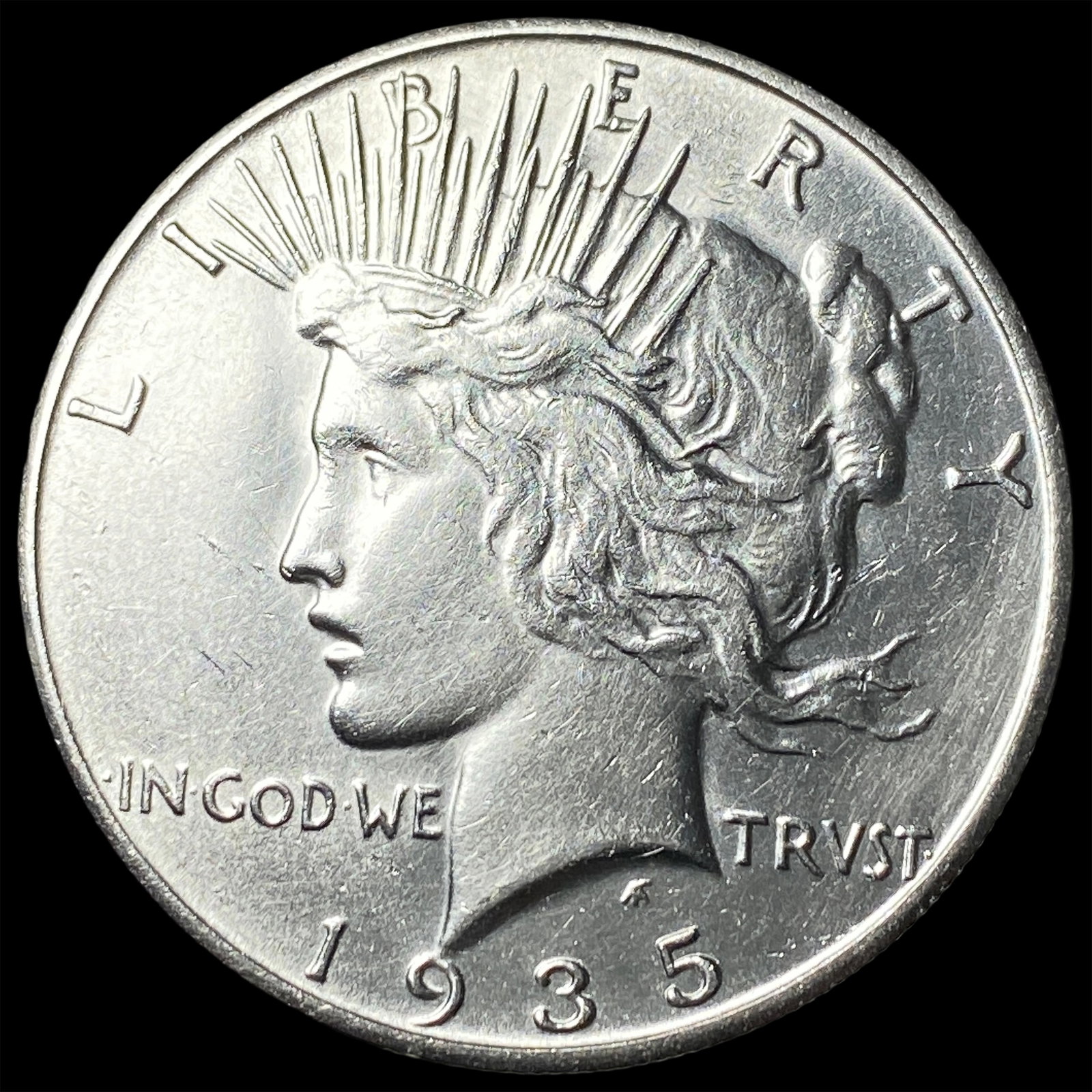 1935 Silver Peace Dollar CLOSELY UNCIRCULATED: 1935 Silver Peace Dollar CLOSELY UNCIRCULATED