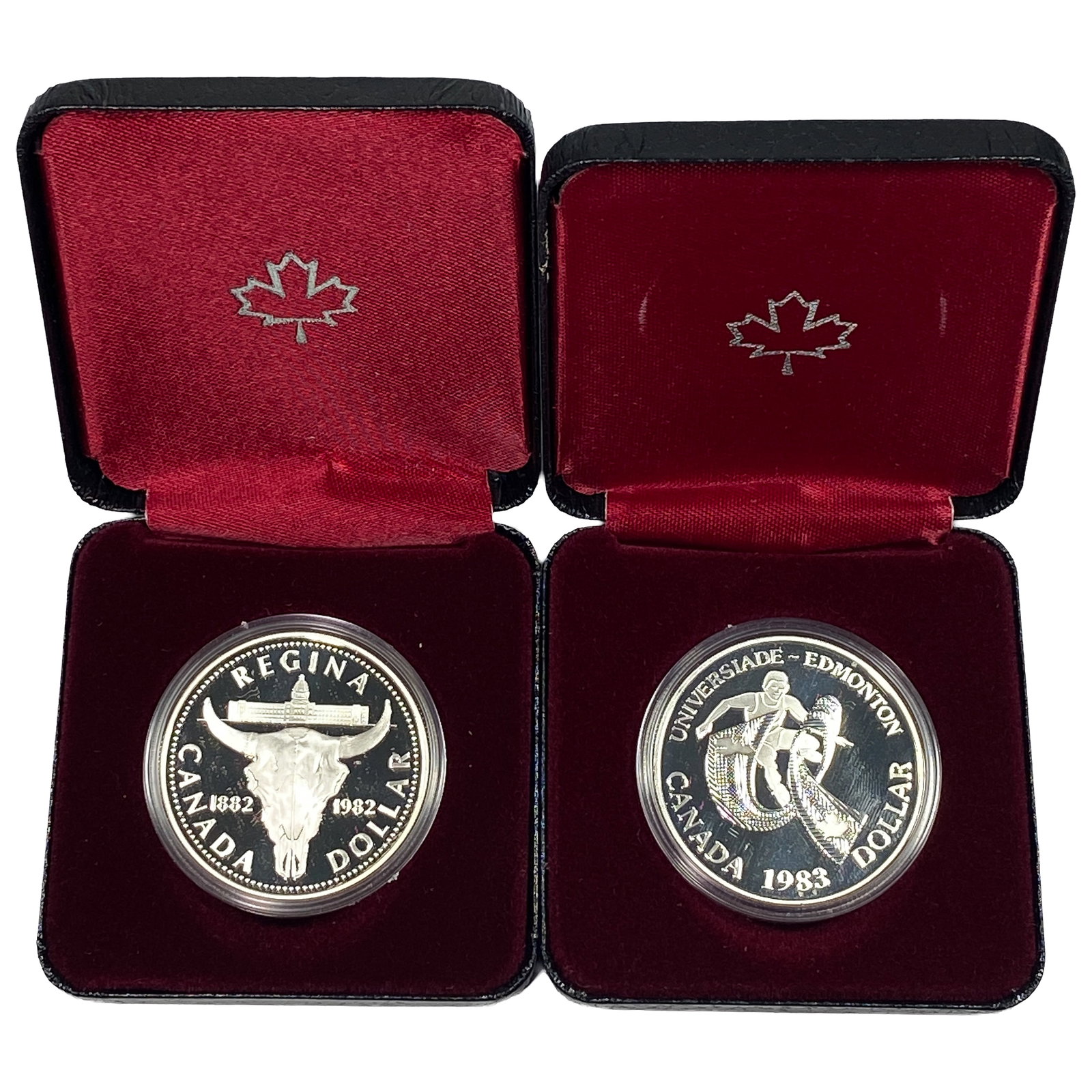 [2]1982-1983 Canada Silver Dollars w/Box .375oz Silver (1 of 2)