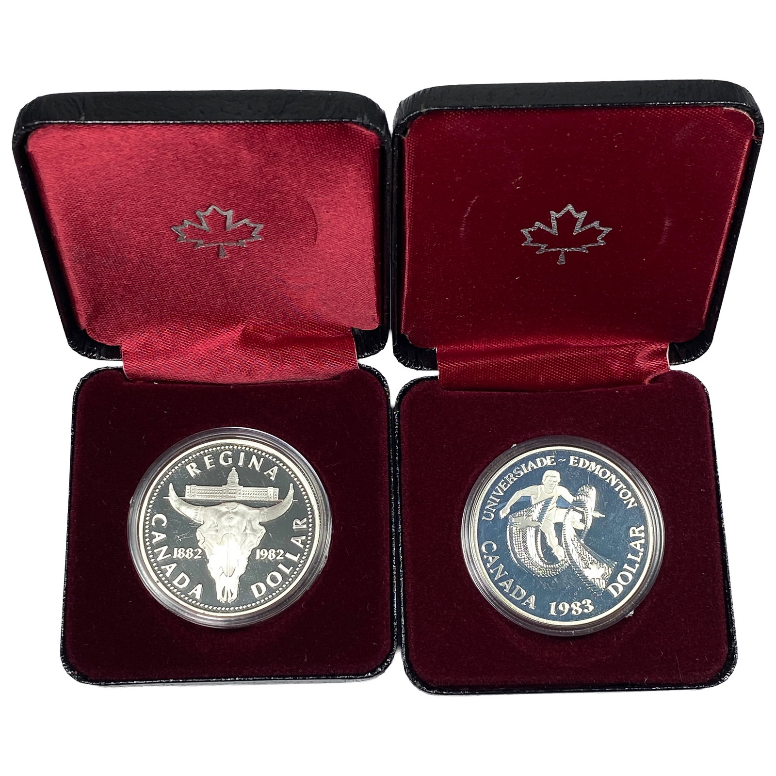 [2]1982-1983 Canada Silver Dollars w/Box .375oz Silver (1 of 2)
