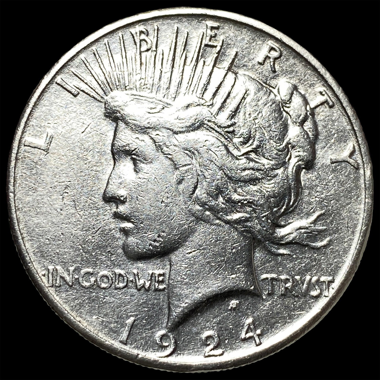 1924 Silver Peace Dollar CLOSELY UNCIRCULATED: 1924 Silver Peace Dollar CLOSELY UNCIRCULATED
