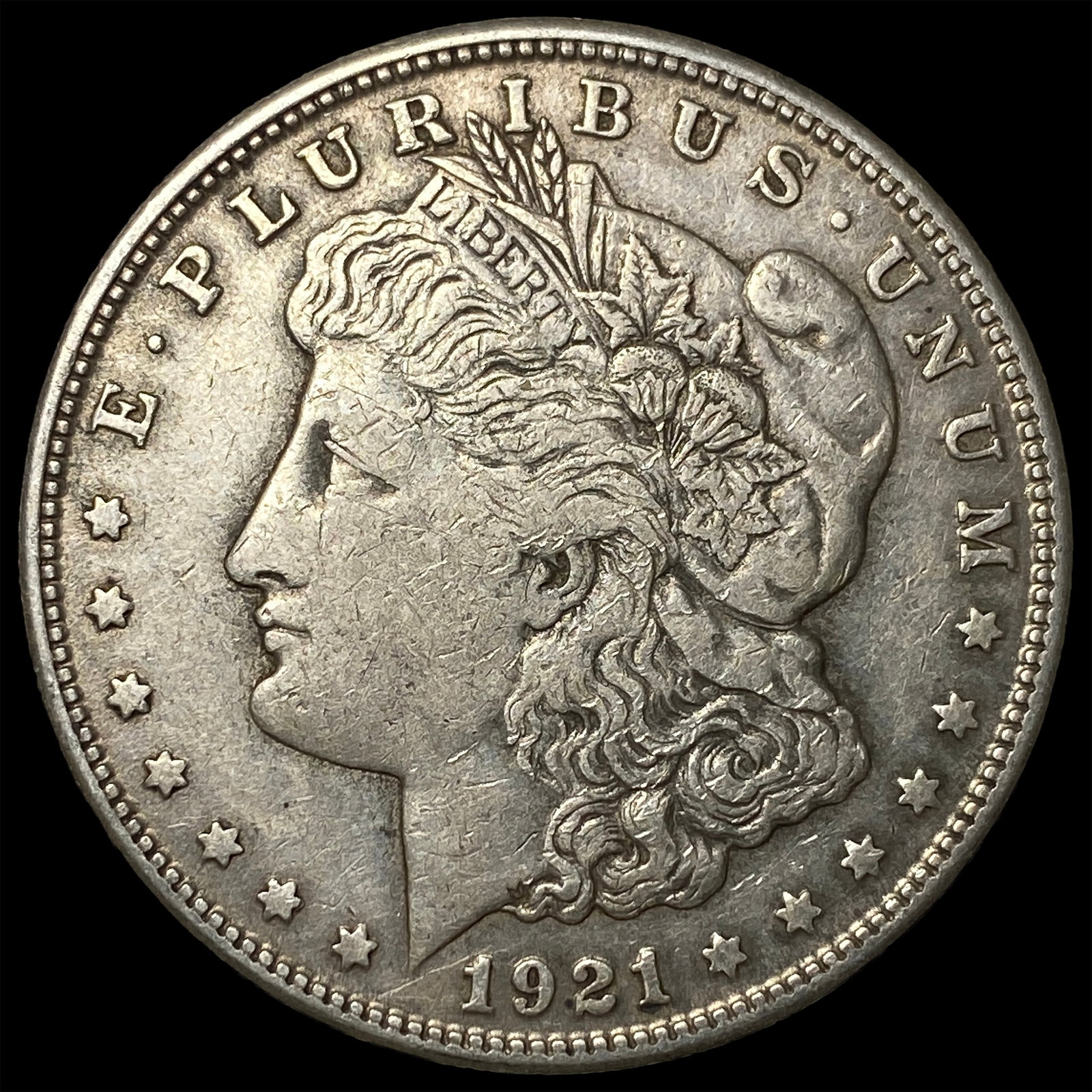 1921 Silver Morgan Dollar CLOSELY UNCIRCULATED: 1921 Silver Morgan Dollar CLOSELY UNCIRCULATED