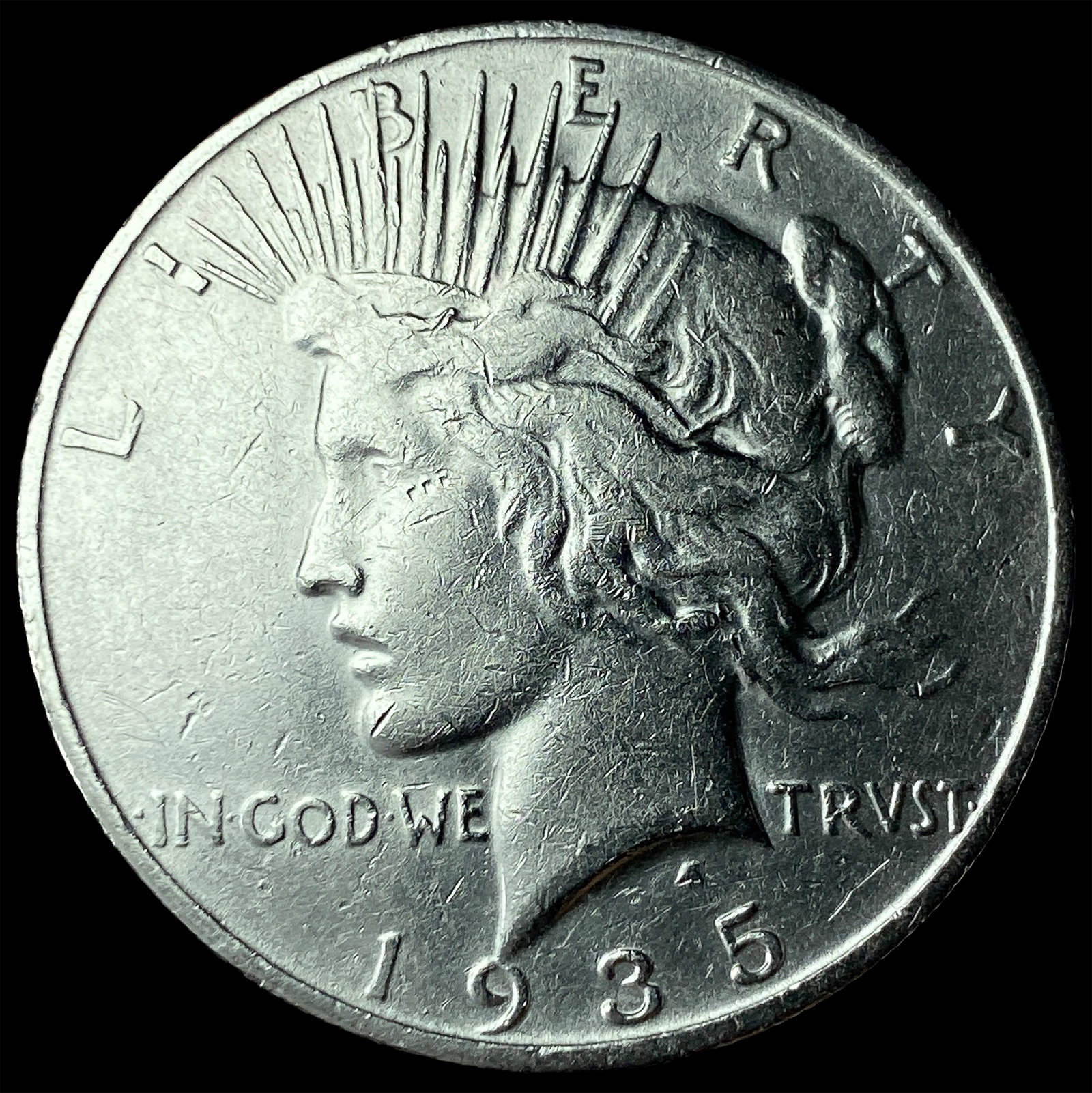 1935-S Silver Peace Dollar CLOSELY UNCIRCULATED (1 of 2)