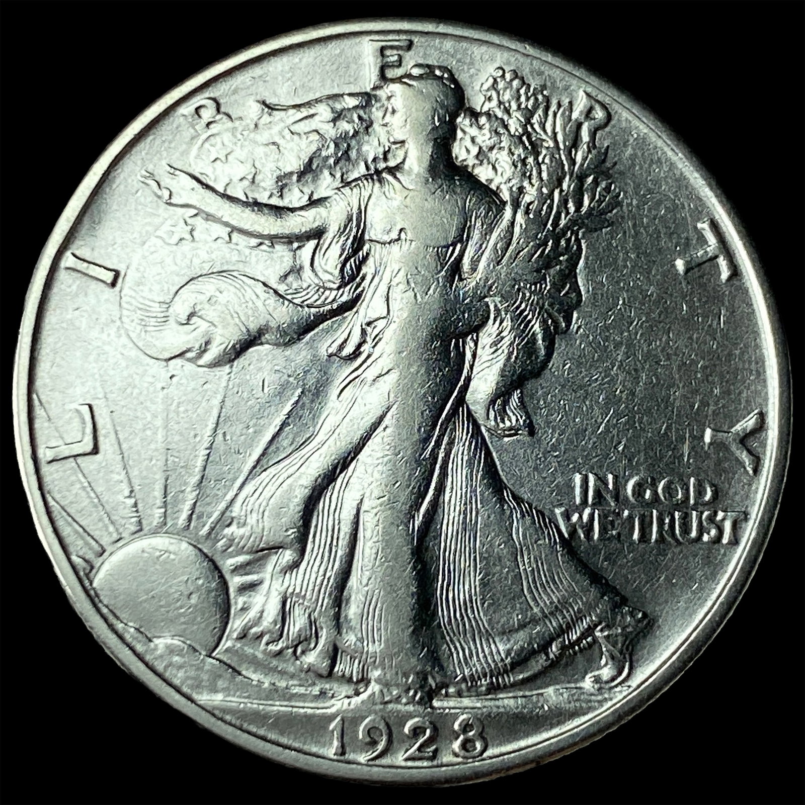 1928-S Silver Walking Liberty Half Dollar CLOSELY UNCIRCULATED (1 of 2)