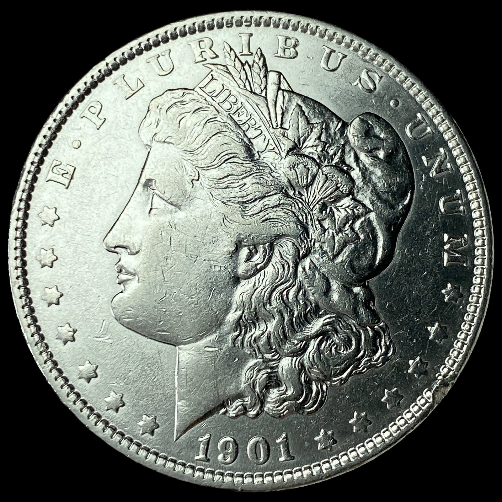 1901 Morgan Silver Dollar NEARLY UNCIRCULATED: 1901 Morgan Silver Dollar NEARLY UNCIRCULATED