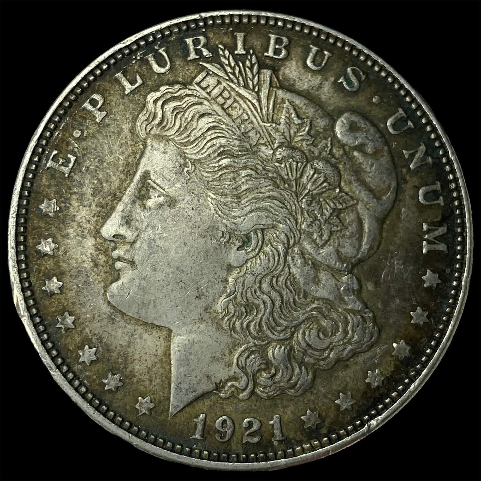 1921 Silver Morgan Dollar CLOSELY UNCIRCULATED (1 of 2)