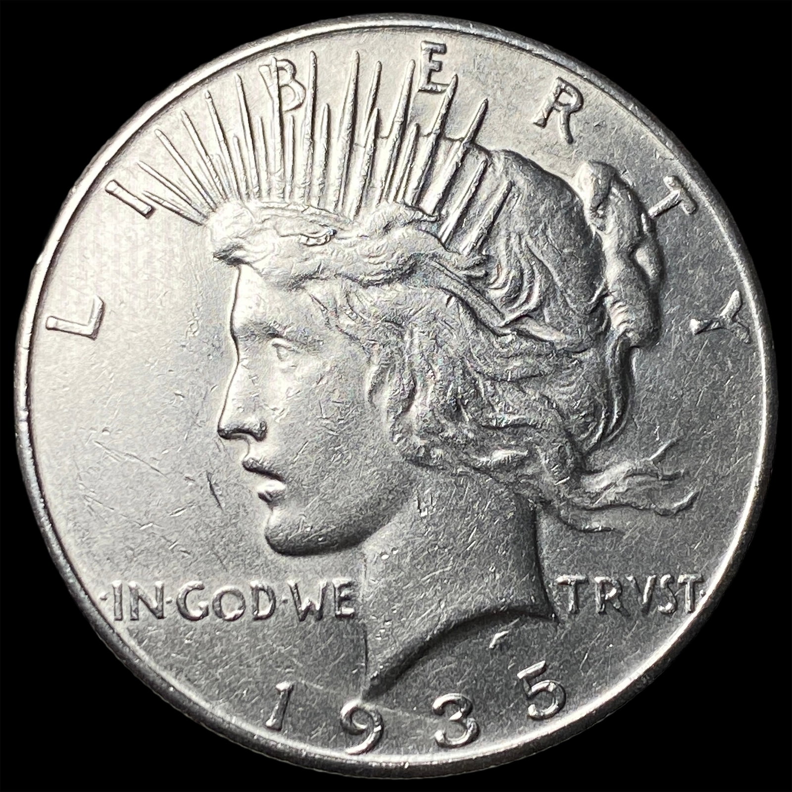 1935 Peace Silver Dollar UNCIRCULATED (1 of 2)