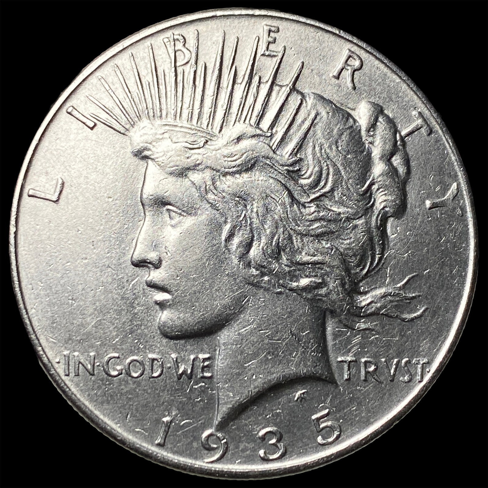 1935 Silver Peace Dollar UNCIRCULATED (1 of 2)