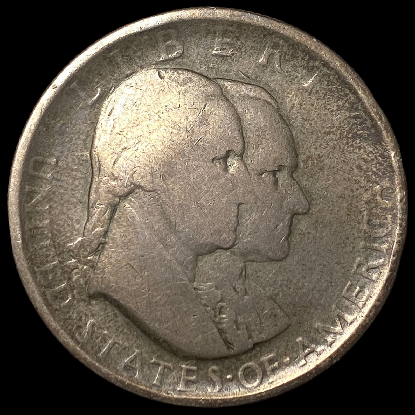 1926 Sesquicentennial Half Dollar NICELY CIRCULATED (1 of 2)