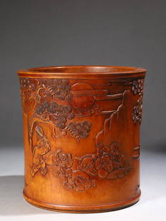 A Boxwood Brush Pot: Length: 17cm; Width: 16.8cm; Height: 17.5cm; Weight: 1137g