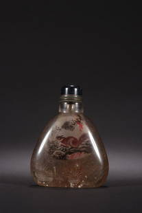 A Crystal Snuff Bottle: Height: 7.8cm; Length: 6cm; Width: 2cm; Weight: 126g