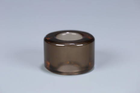 A Tea-Coloured Citrine Thumb Ring: Inner-Diameter: 2.3cm; Outer-Diameter: 4.7cm; Height: 3cm; Weight: 102g