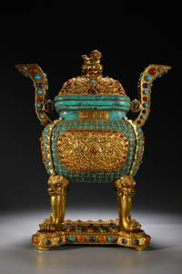 A Gilt Bronze Censer Ornament Embed Gems