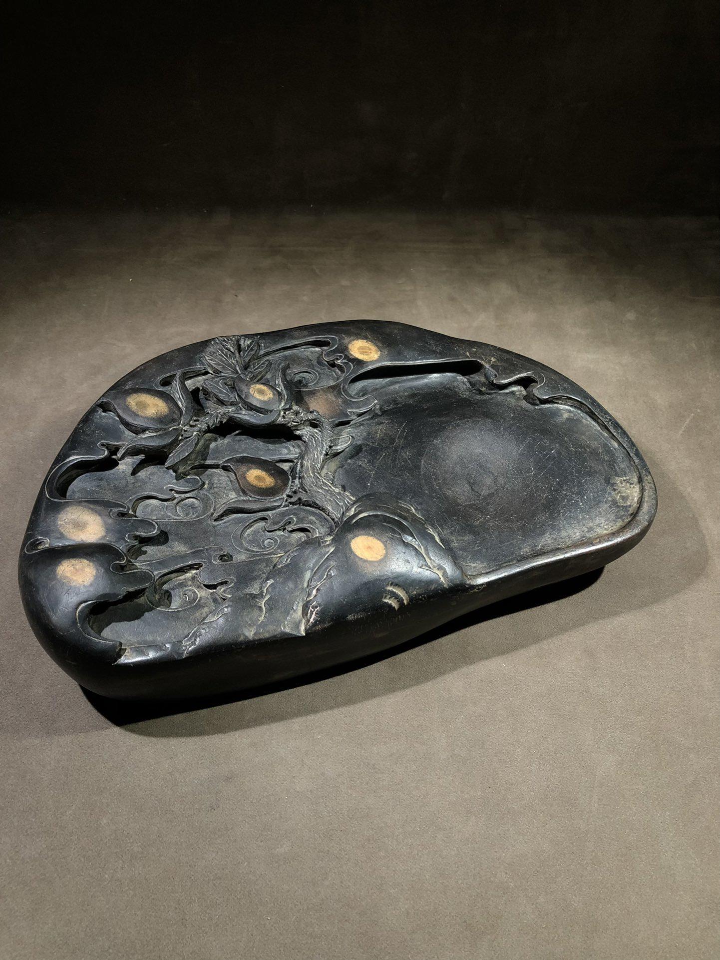 A Duan Stone Ink Slab, Wang Ming Xiang Mark: Ink Slab Length: 32.5cm; Width: 21cm; Thickness: 7.3cm