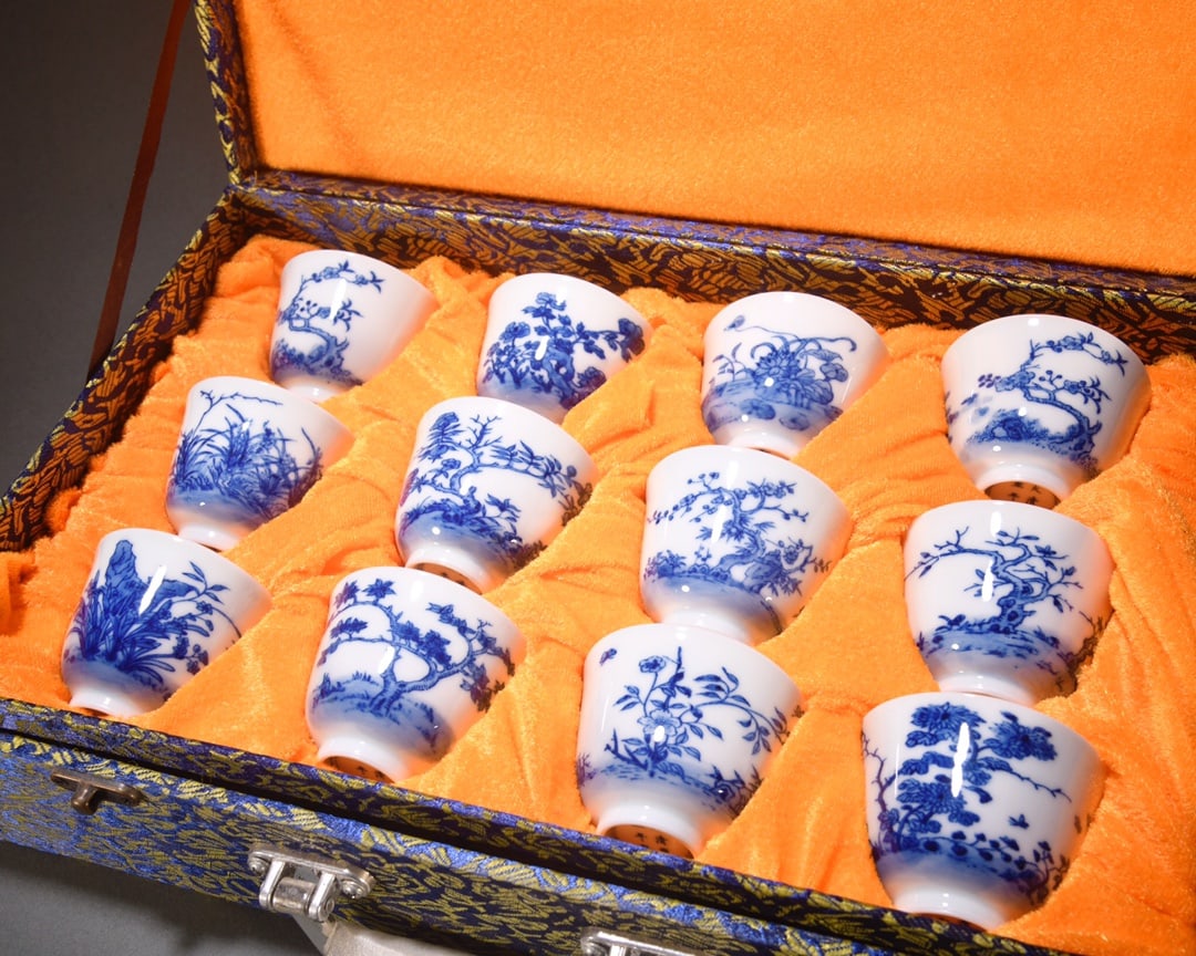 Set Of Porcelain Blue&White Cups: Height: 5cm; Width: 6.4cm