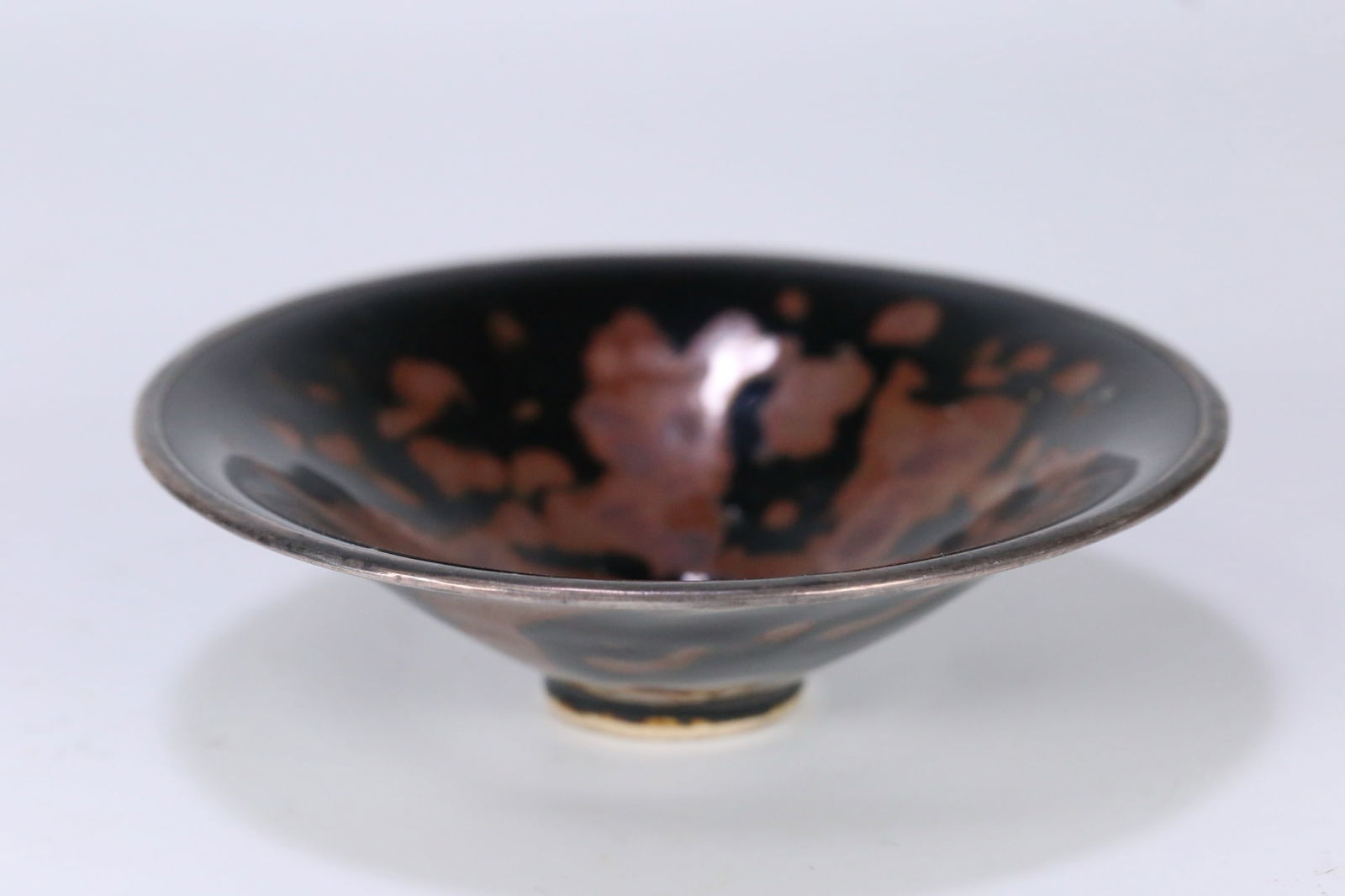 Song Dynasty Jizhou Kiln Silver-Rim Tea Cup: 12.6*4