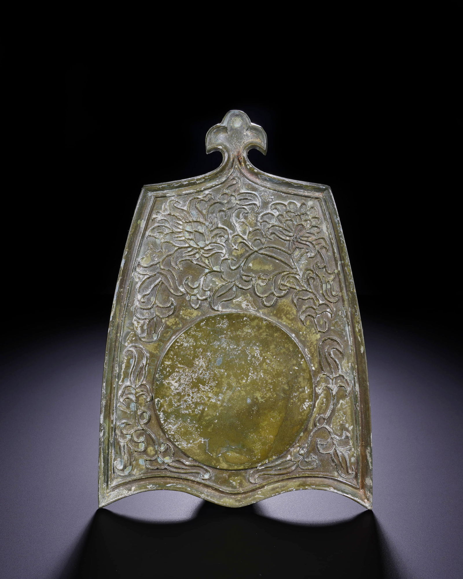 Tang copper flowers and plants Wenjing: L:12cm H:17cm