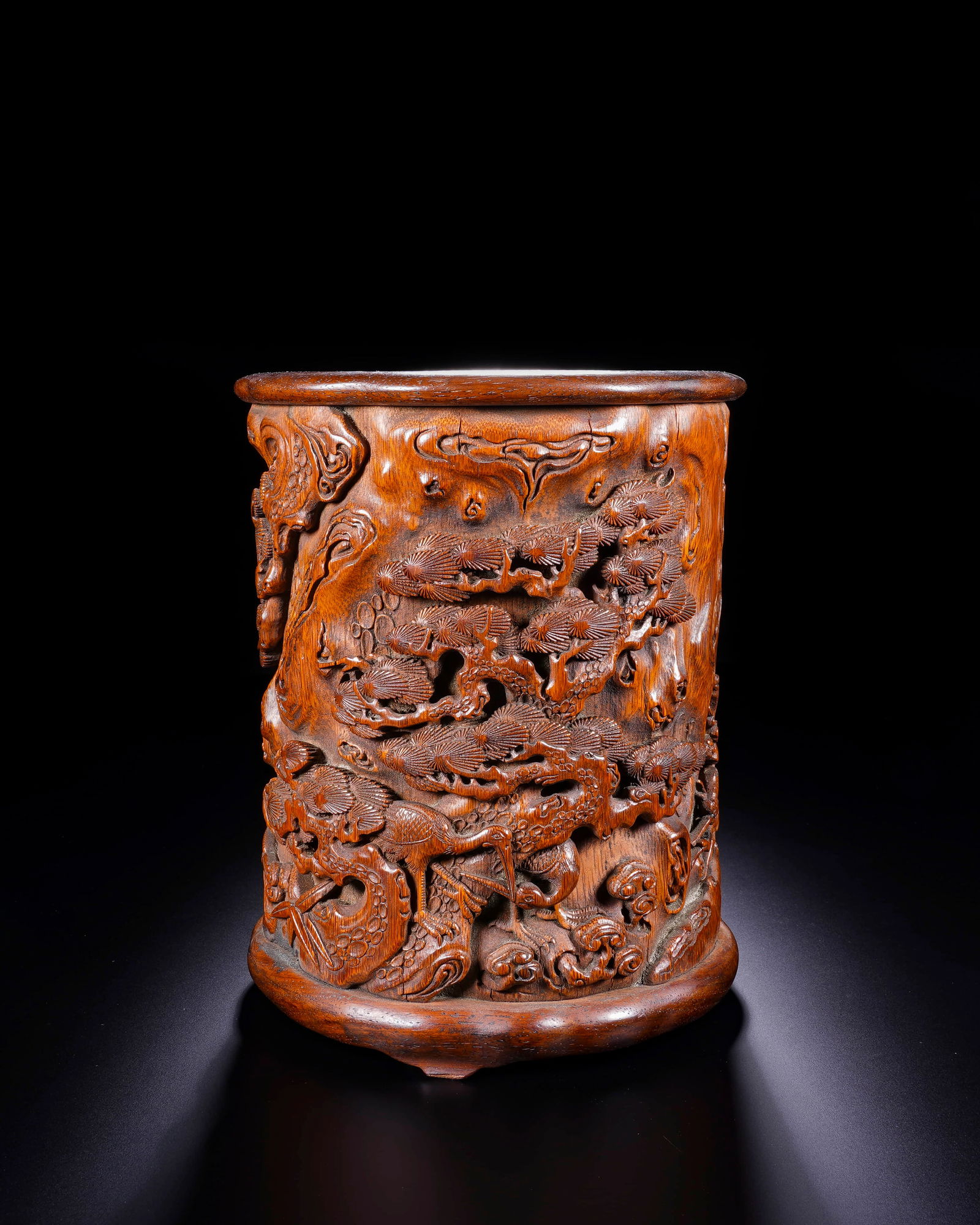 Qing bamboo carving pine crane year-round picture pen holder: D:13cm H:16cm