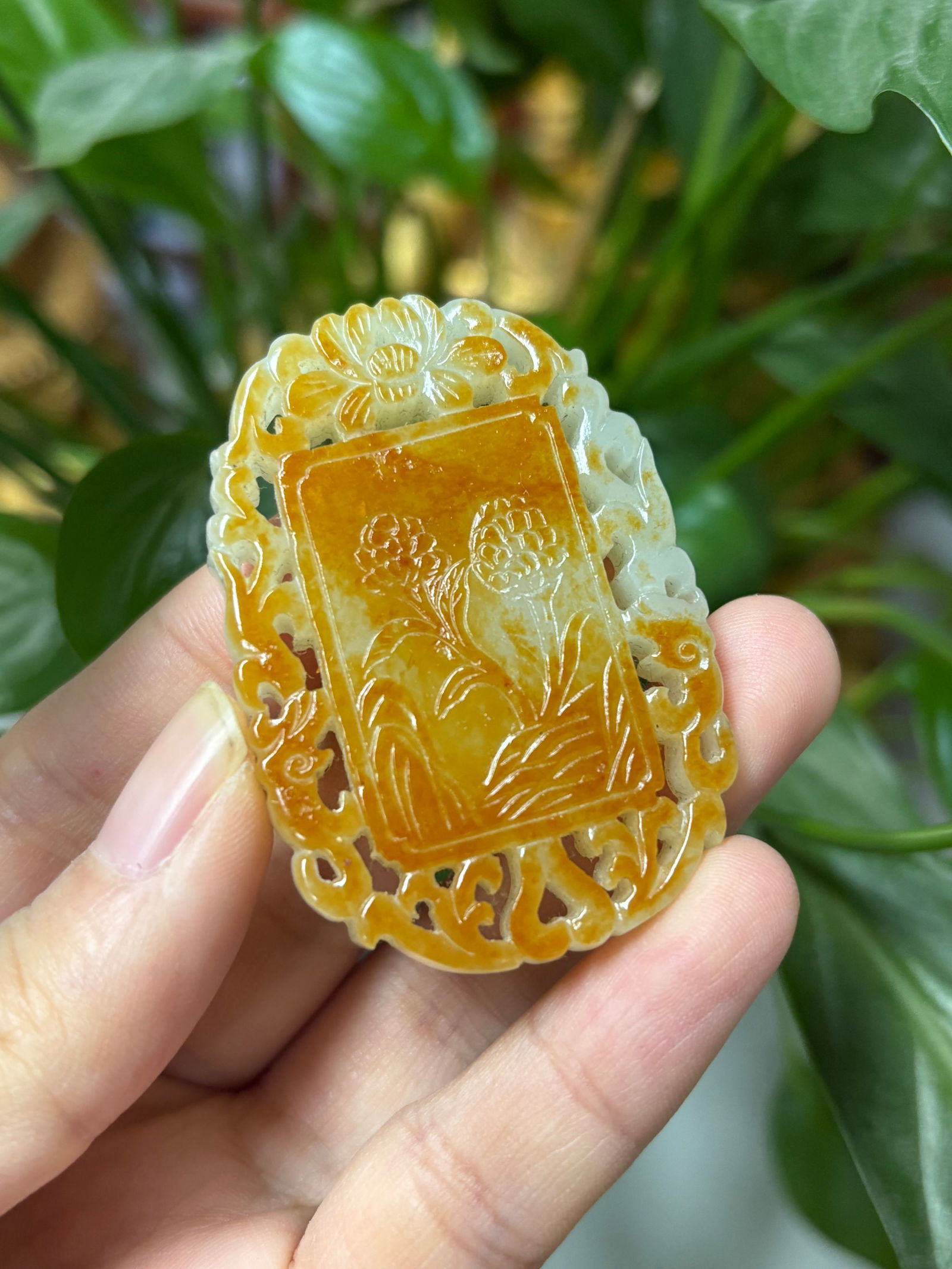 Qing Dynasty Hetian Jade Pendant: 5.6*3.65*0.7/28.5g