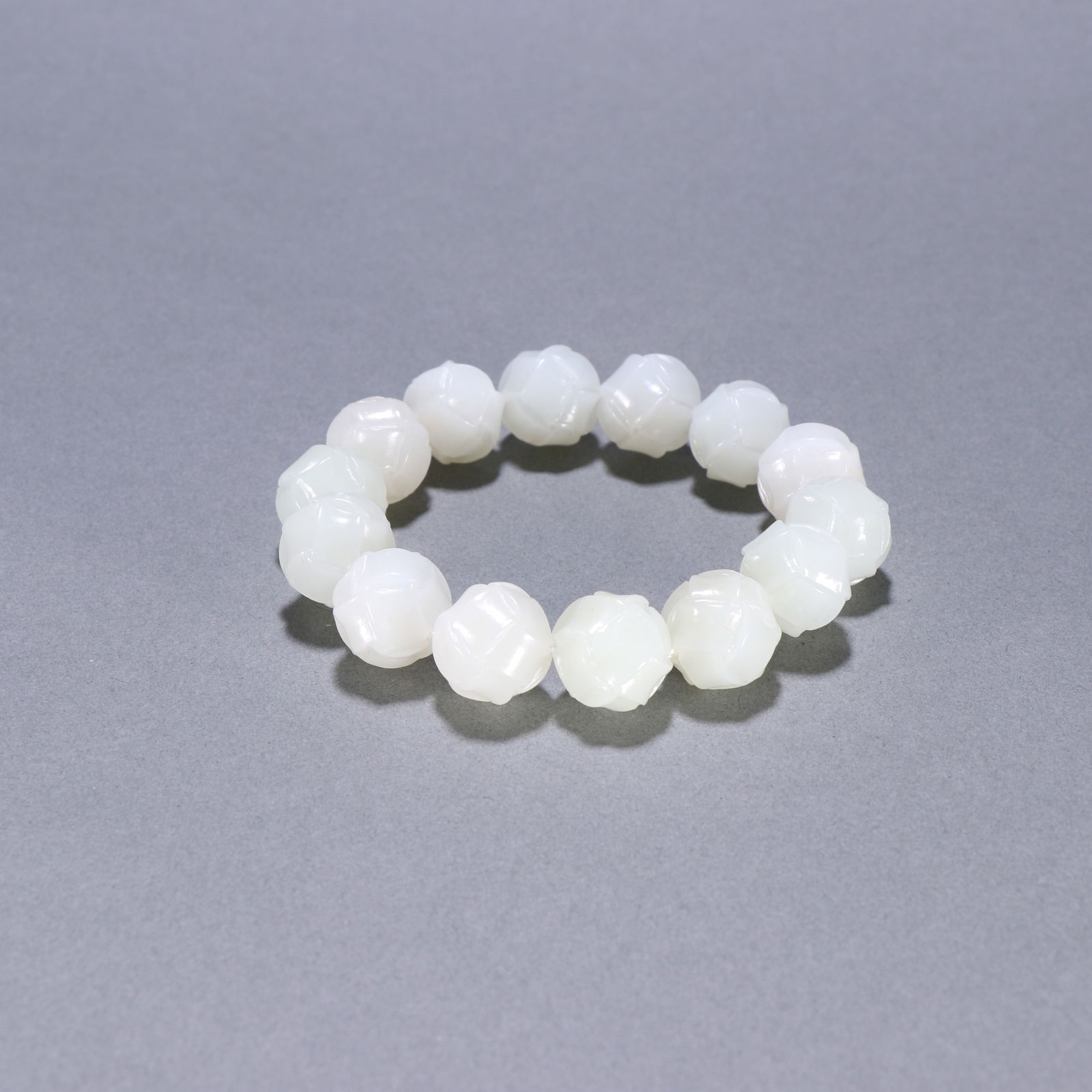 Qing Dynasty Hetian Jade Bracelet: 1.5/66.2g