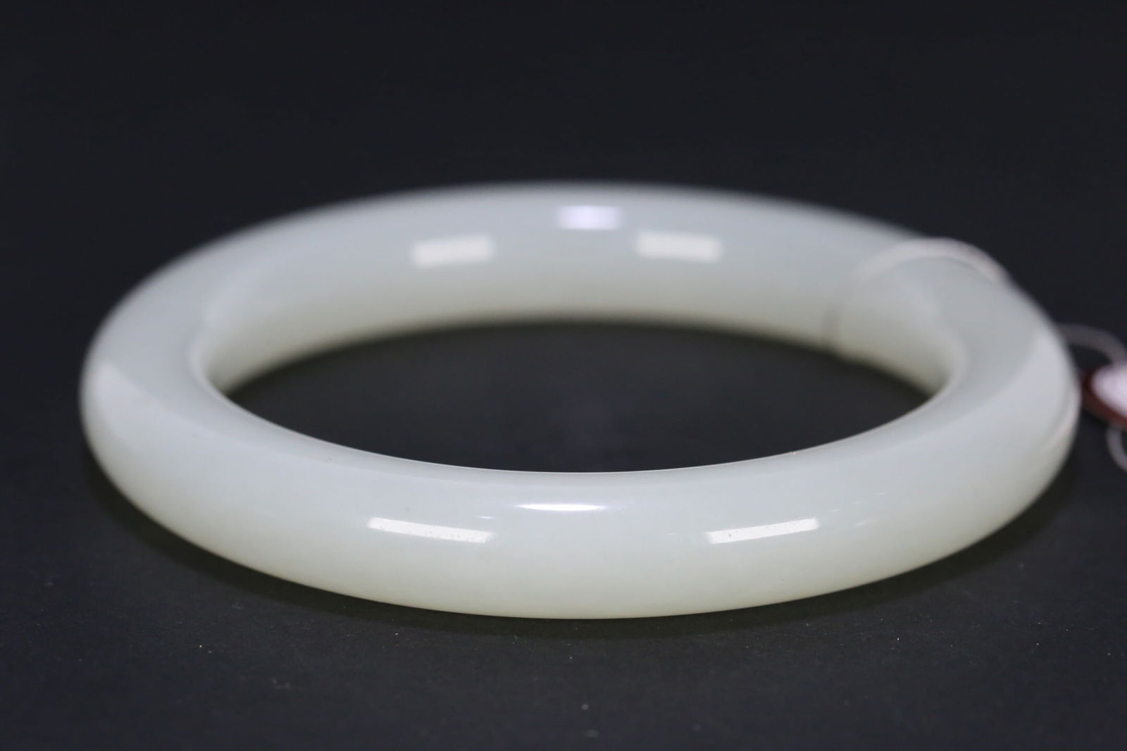 Qing Dynasty Hetian White Jade Round Bracelet (1 of 1)