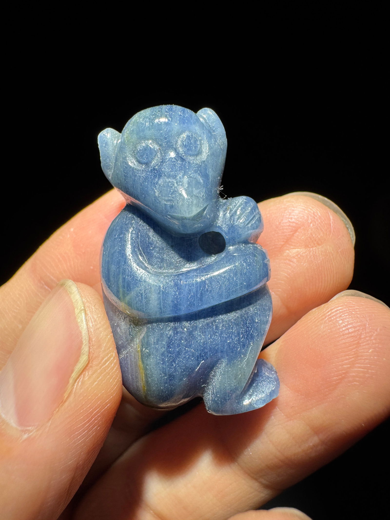 Qing Dynasty sapphire pendant: 3.5*2.1*1.5/20.9g