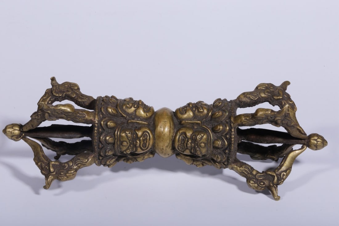 Qing Dynasty Bronze Vajra Pestle (1 of 1)