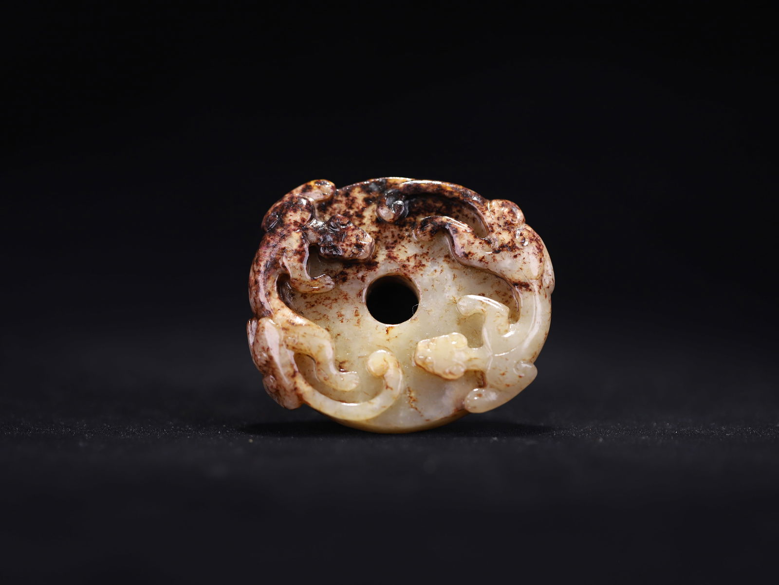 Hetian Jade Bi Disc with Outward Frame: 5.8*4.9*1.2/57g