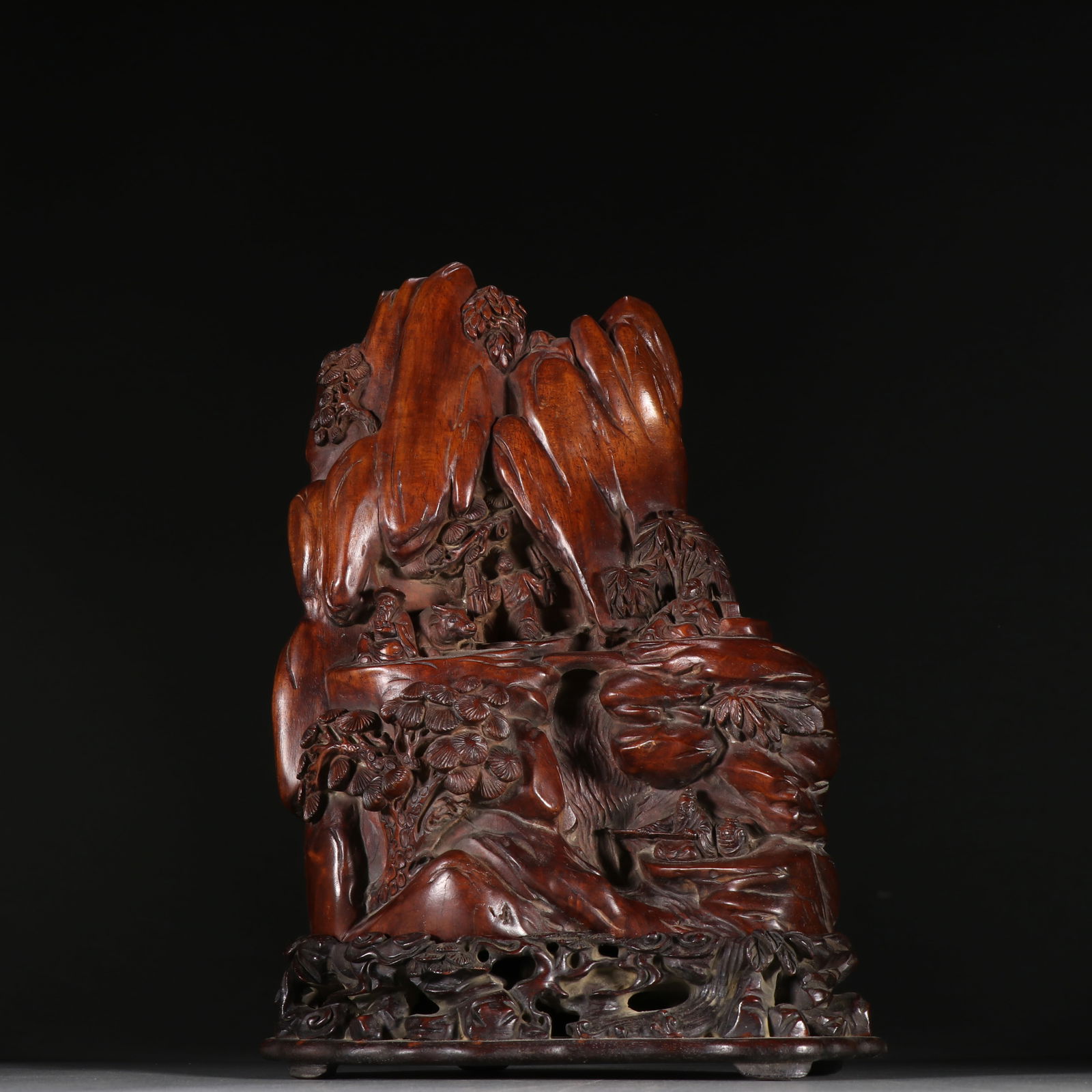 Qing Dynasty Huanghua Pear Wood Mountain Ornament (1 of 2)