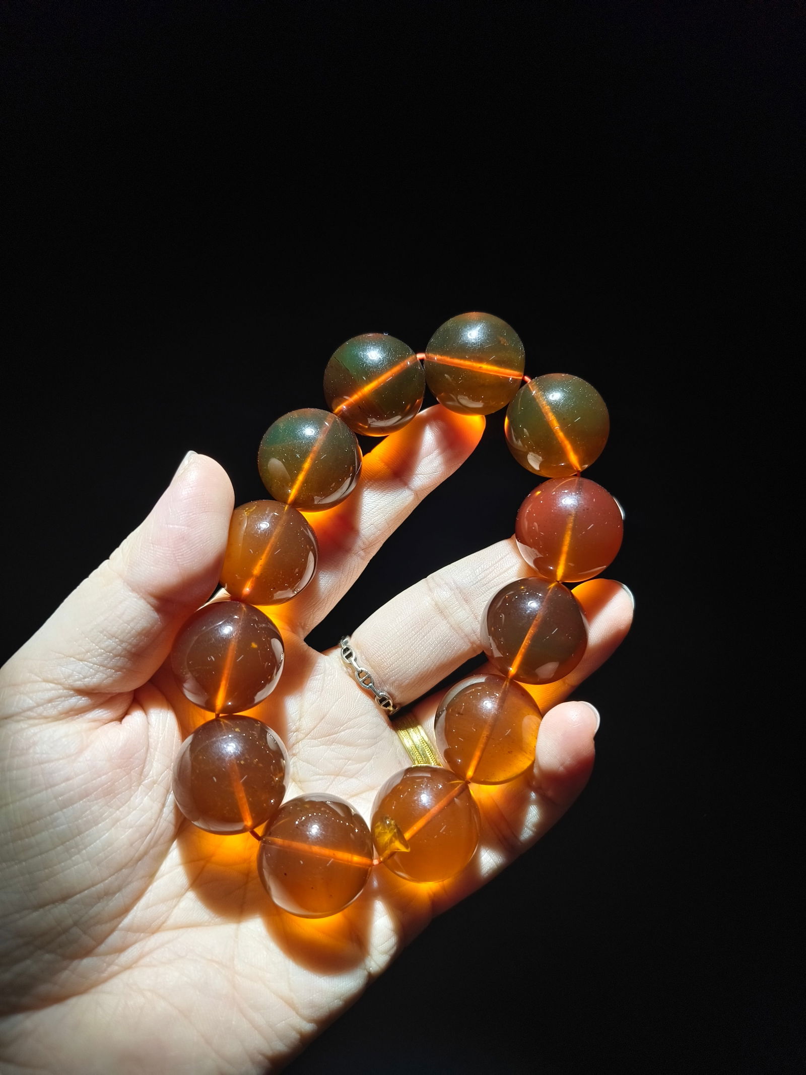 Amber bracelet (1 of 1)