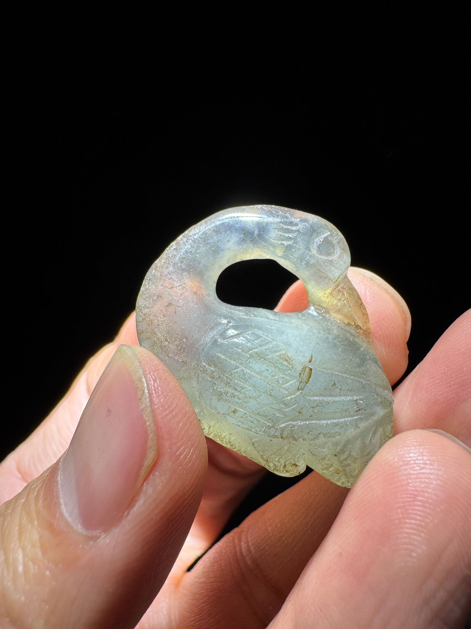 Qing Dynasty aquamarine pendant: 3.2*2.5*1.4/10.6g