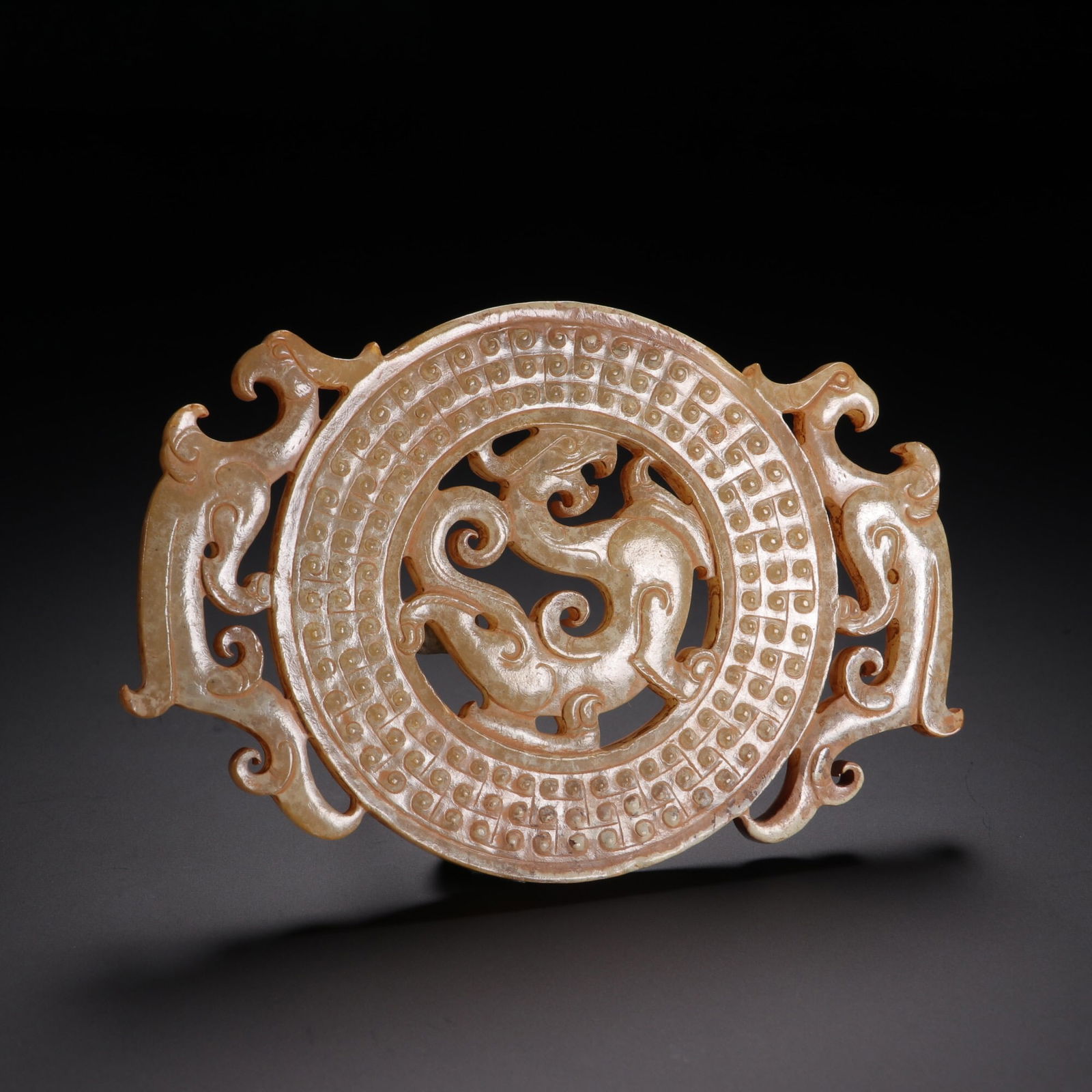 Han dynasty openwork jade bi: 12*8/112.5g