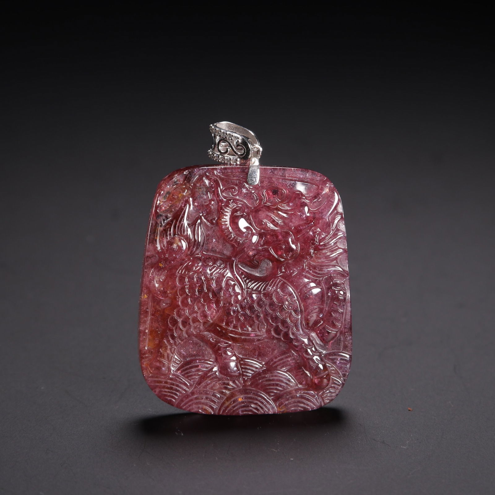 Qing Dynasty tourmaline pendant: 4.2*3.5/27.5g