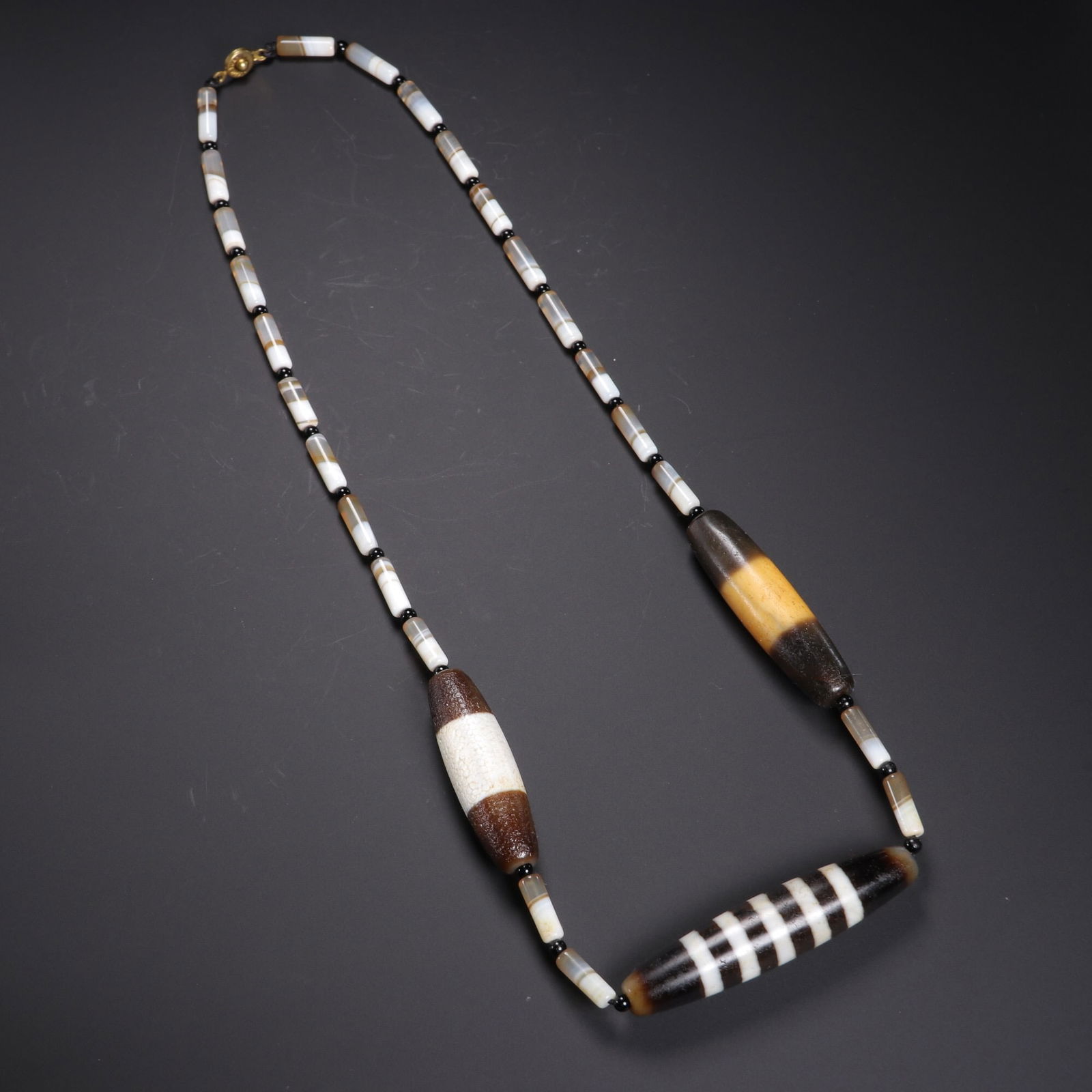 Agate Nine Thread Tianzhu Necklace (1 of 1)