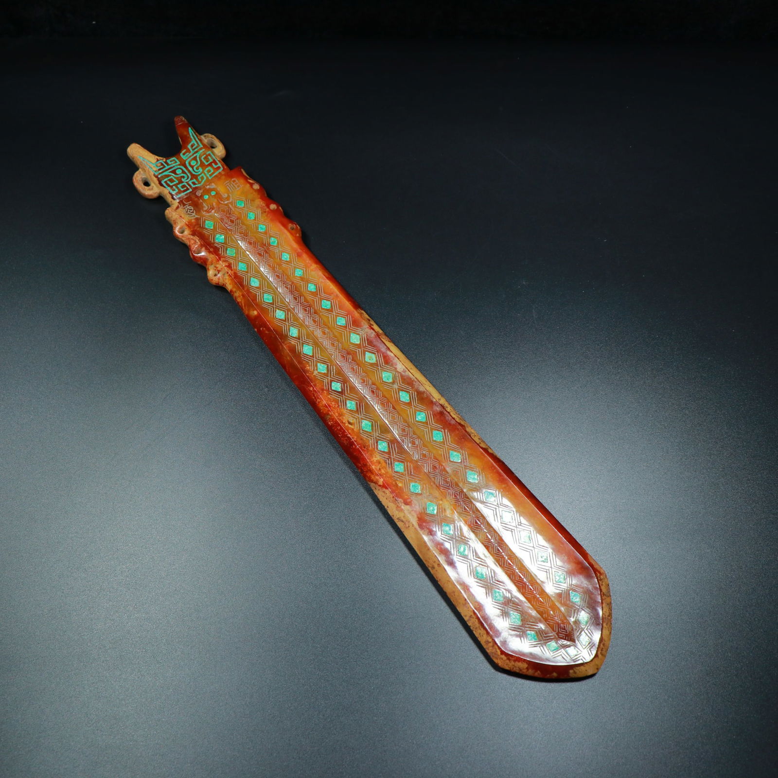 Hetian Jade Ge (Dagger-axe) Inlaid with Turquoise: 41*7.5/637g