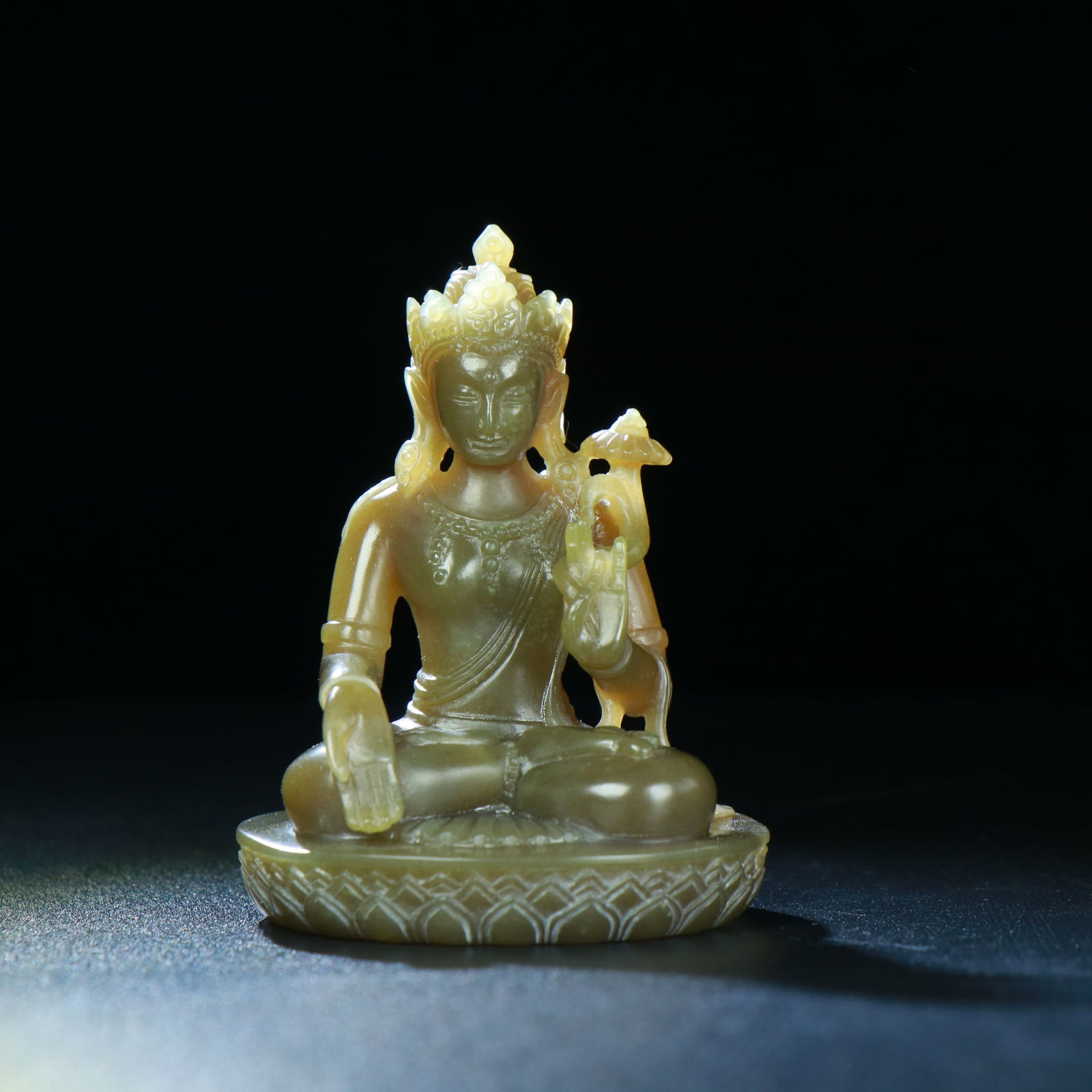 Hetian Jade Buddha Statue: 6.7*5.1/98g
