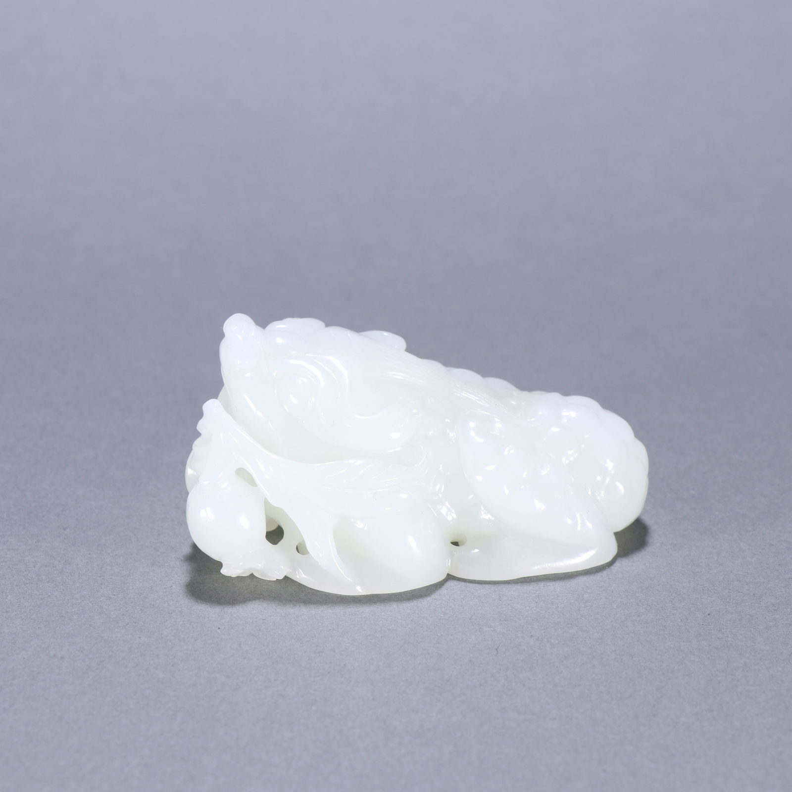 Qing Dynasty Hetian Jade Carving: 3.3*7.1/139.4g