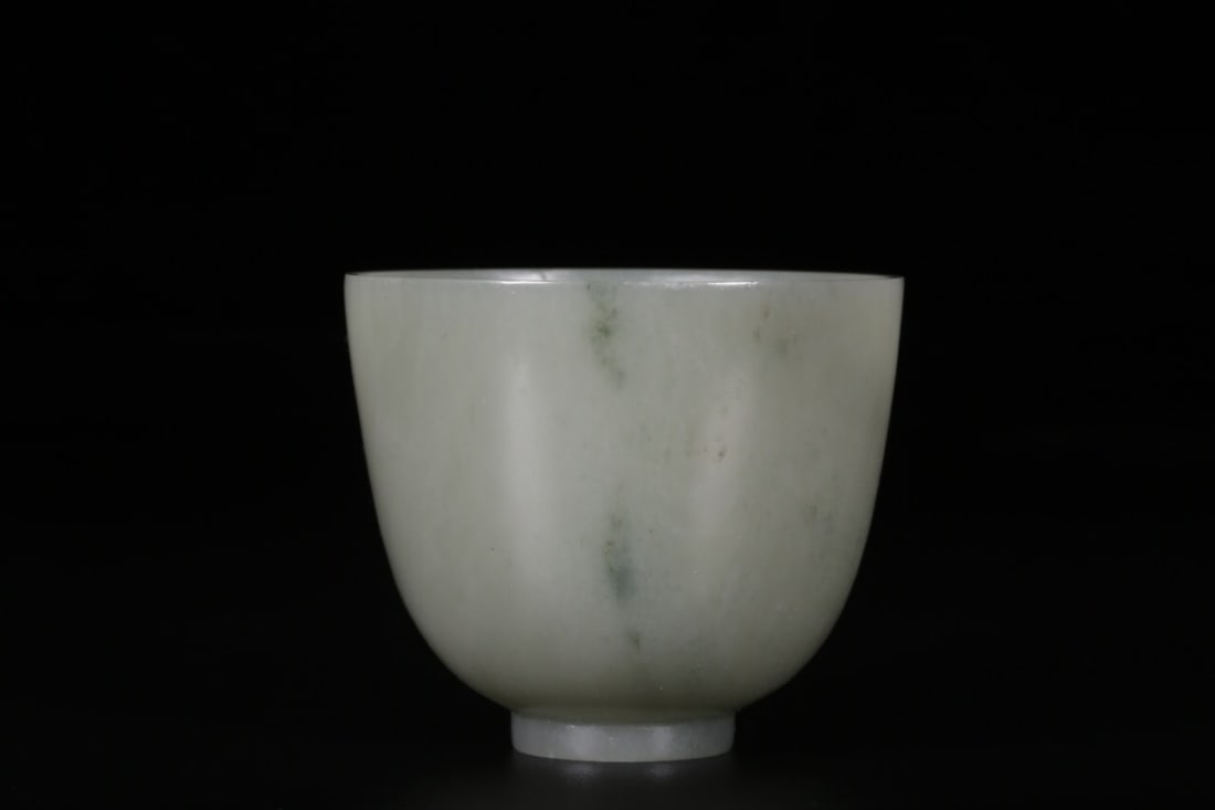 Qing Dynasty Hetian White Jade Cup (1 of 3)