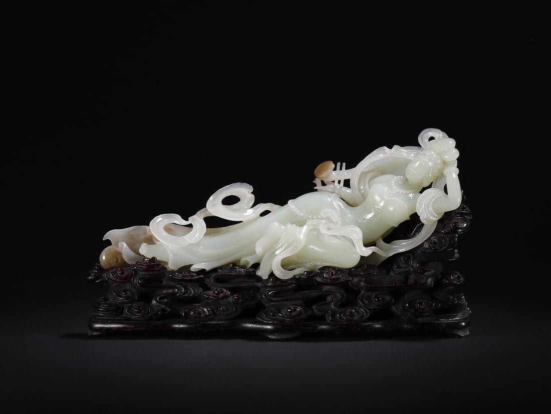 Hetian Jade Ornament (1 of 1)