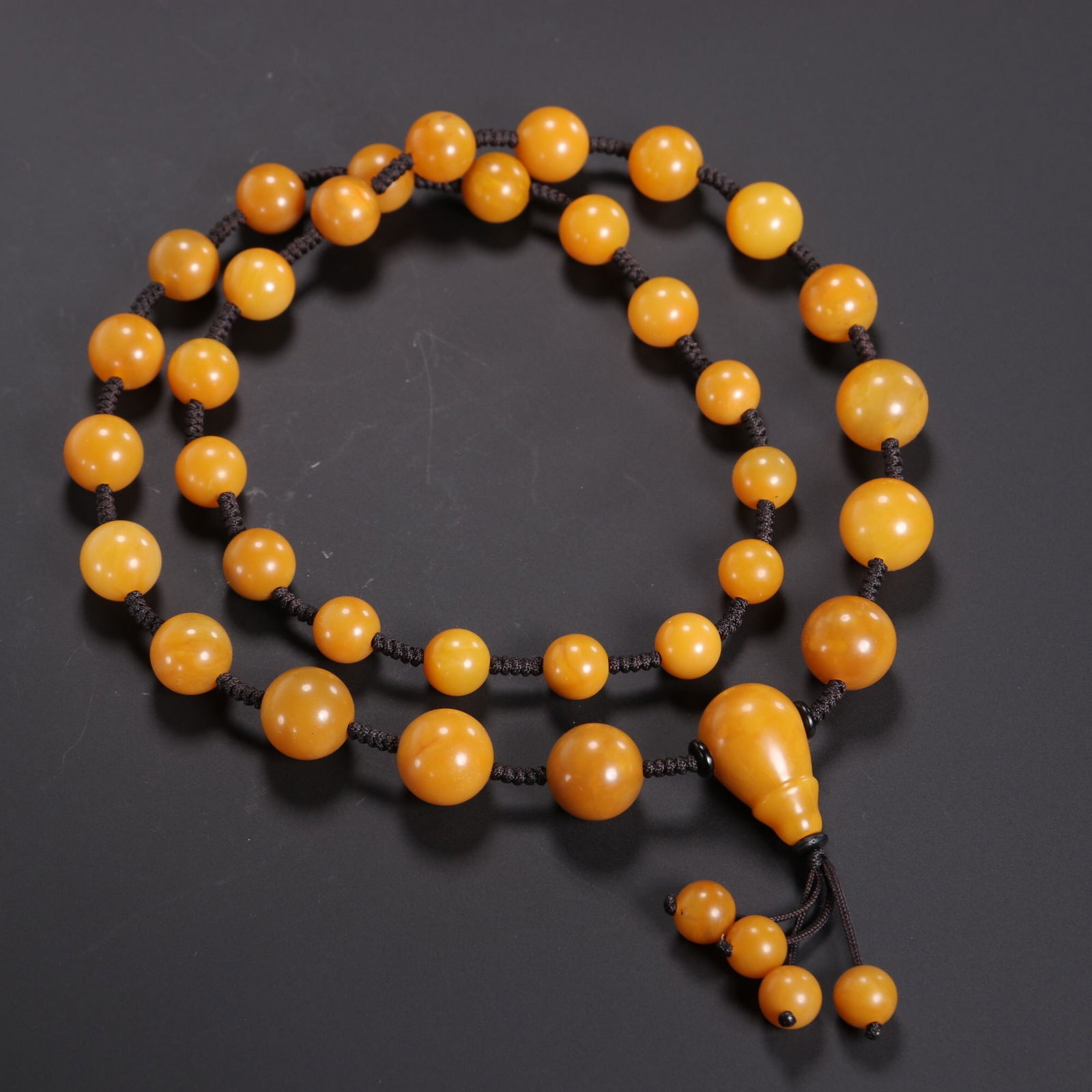 Qing Dynasty Tianhuang stone handheld piece (1 of 1)