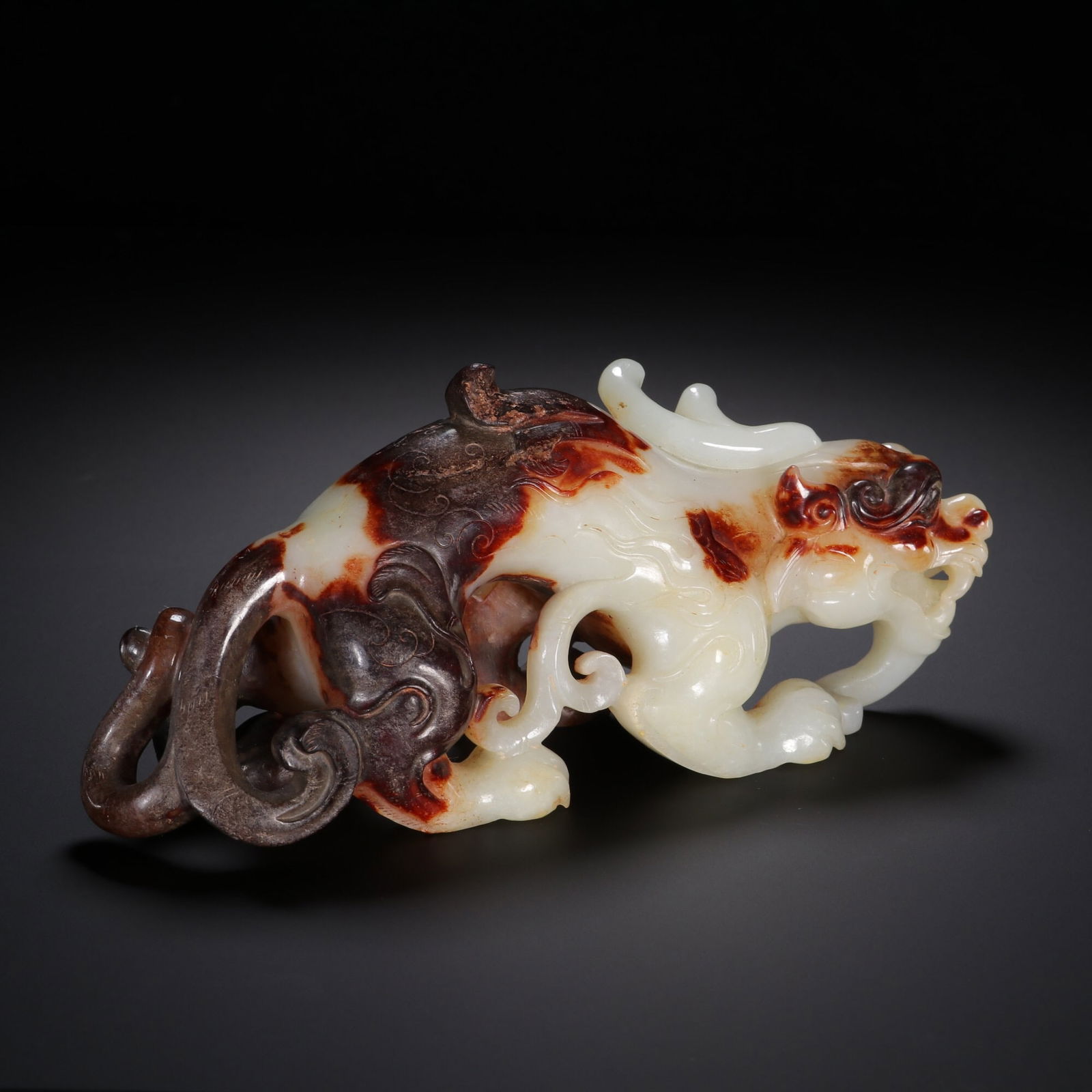 Han Dynasty Jade Ornament: 7.5*18.5/673g