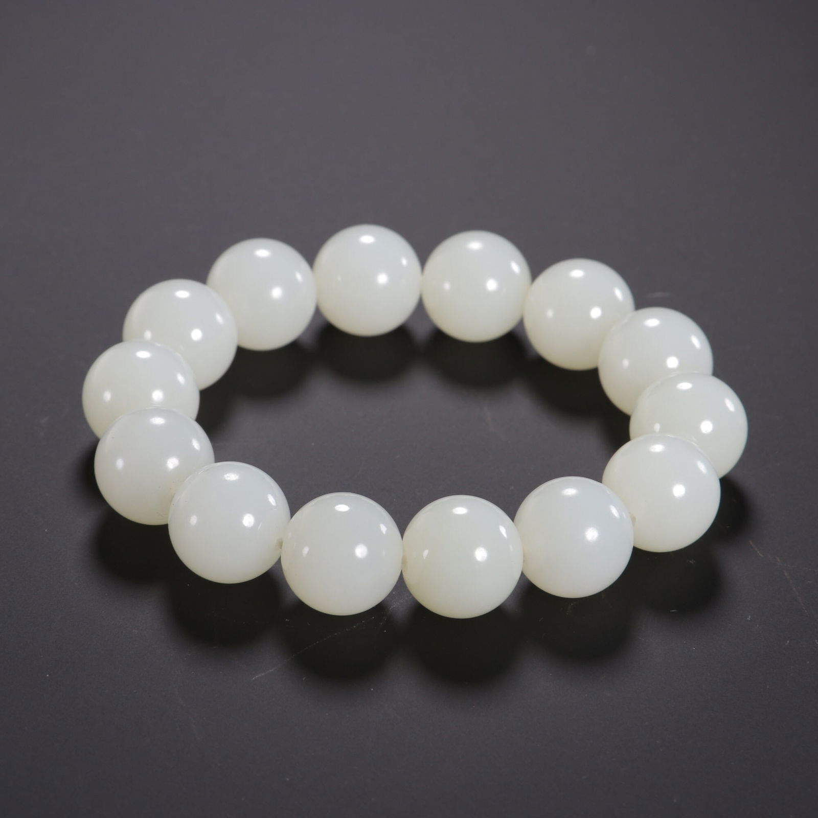 Qing Dynasty Hetian jade bead bracelet: 1.5/74g
