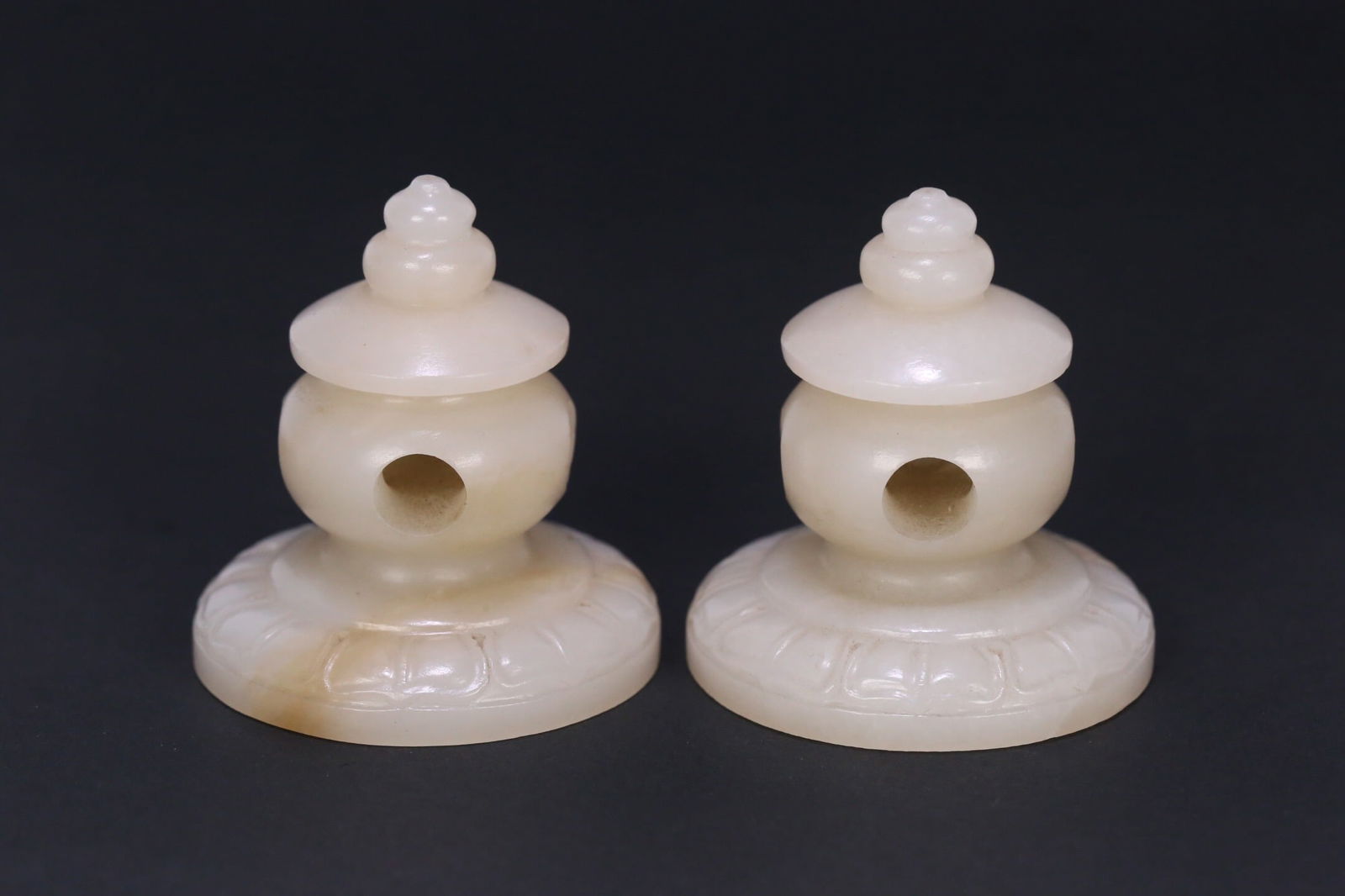 A Pair of Hetian Jade Relic Pagodas (1 of 4)