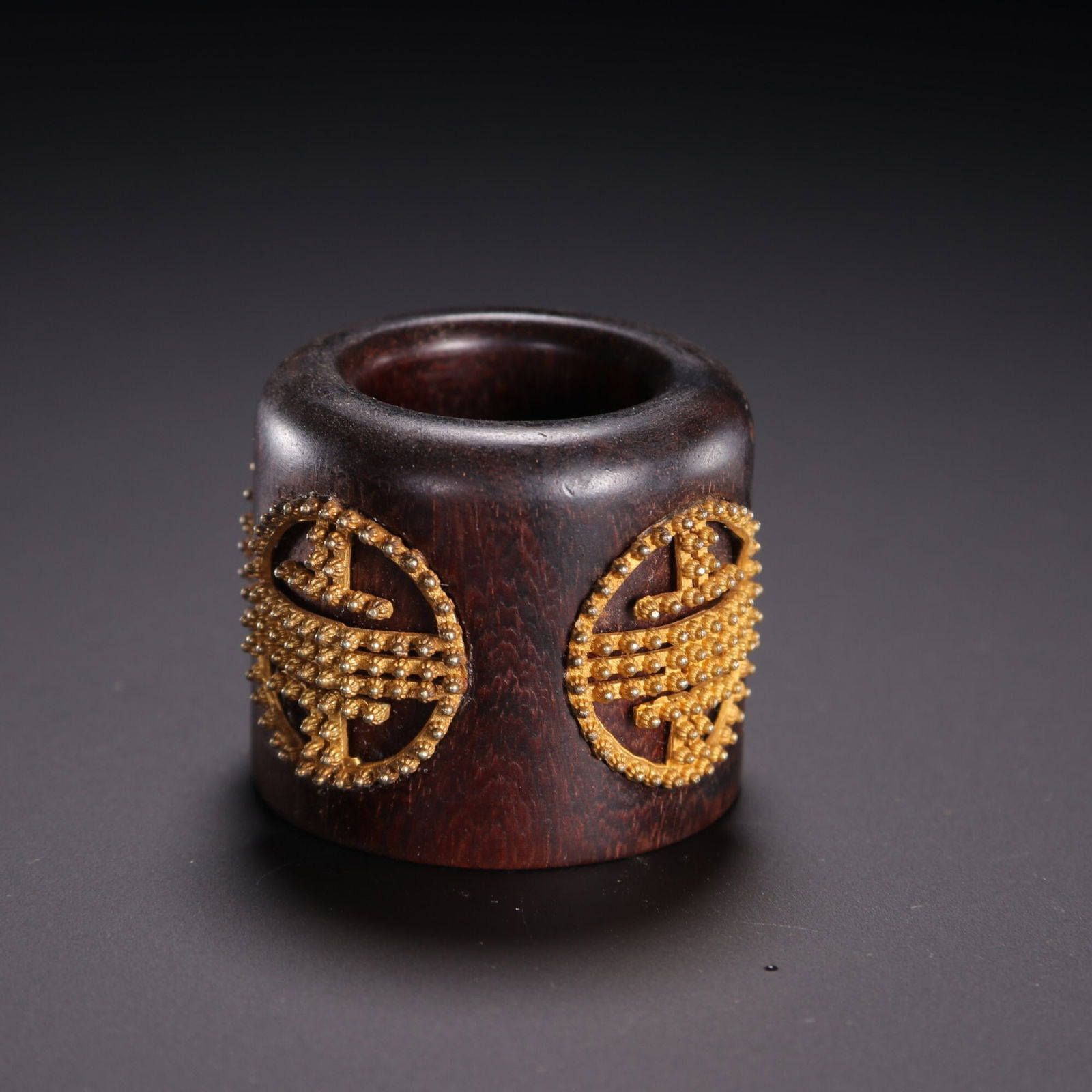 Agarwood Thumb Ring with Silver and Gilt Beads: 2*4/27.3g