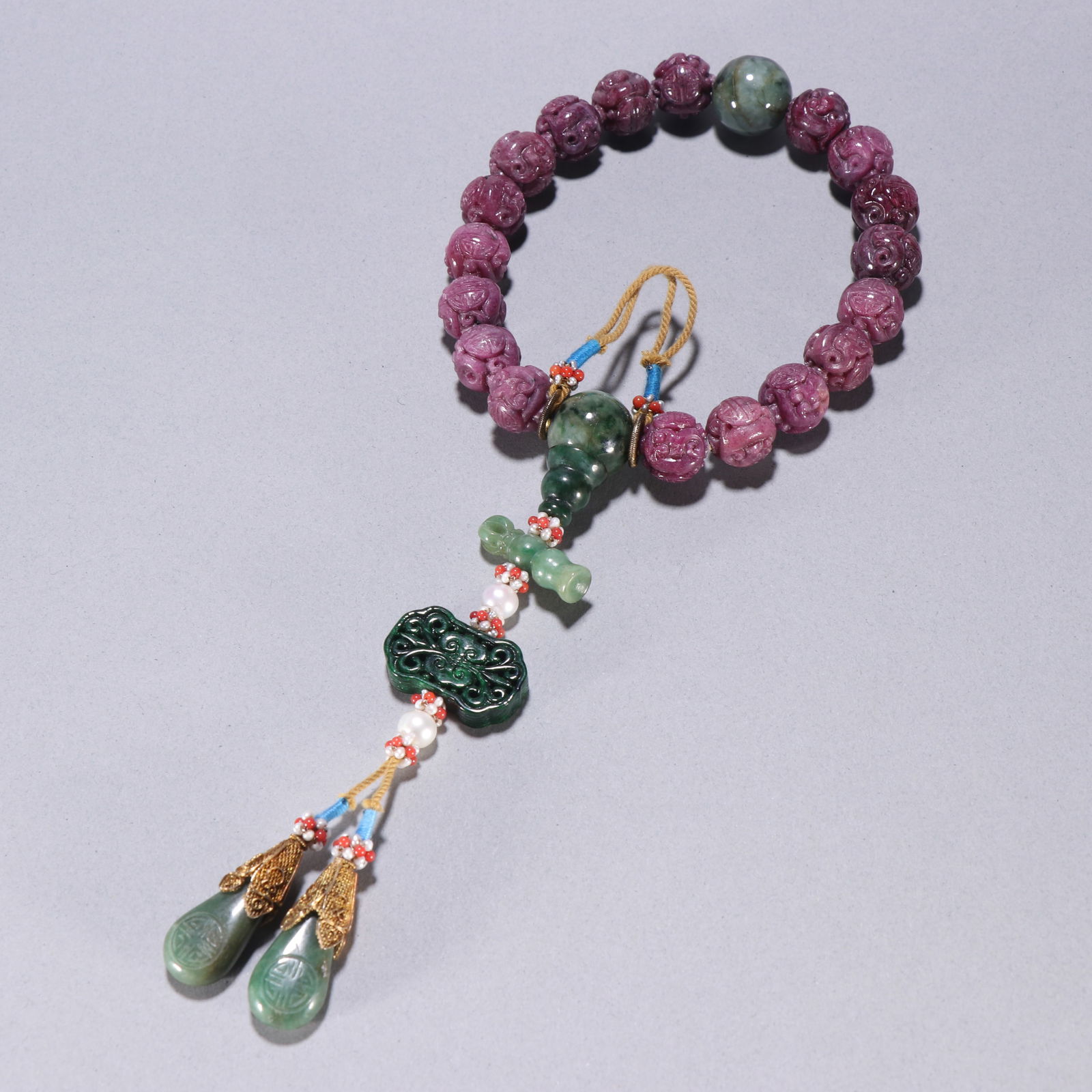 Ruby eighteen-bead handheld bracelet (1 of 1)