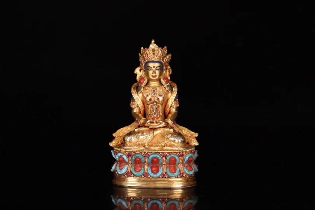 Qing Dynasty Pure Gold Buddha Statue Inlaid with Gemstones (1 of 3)