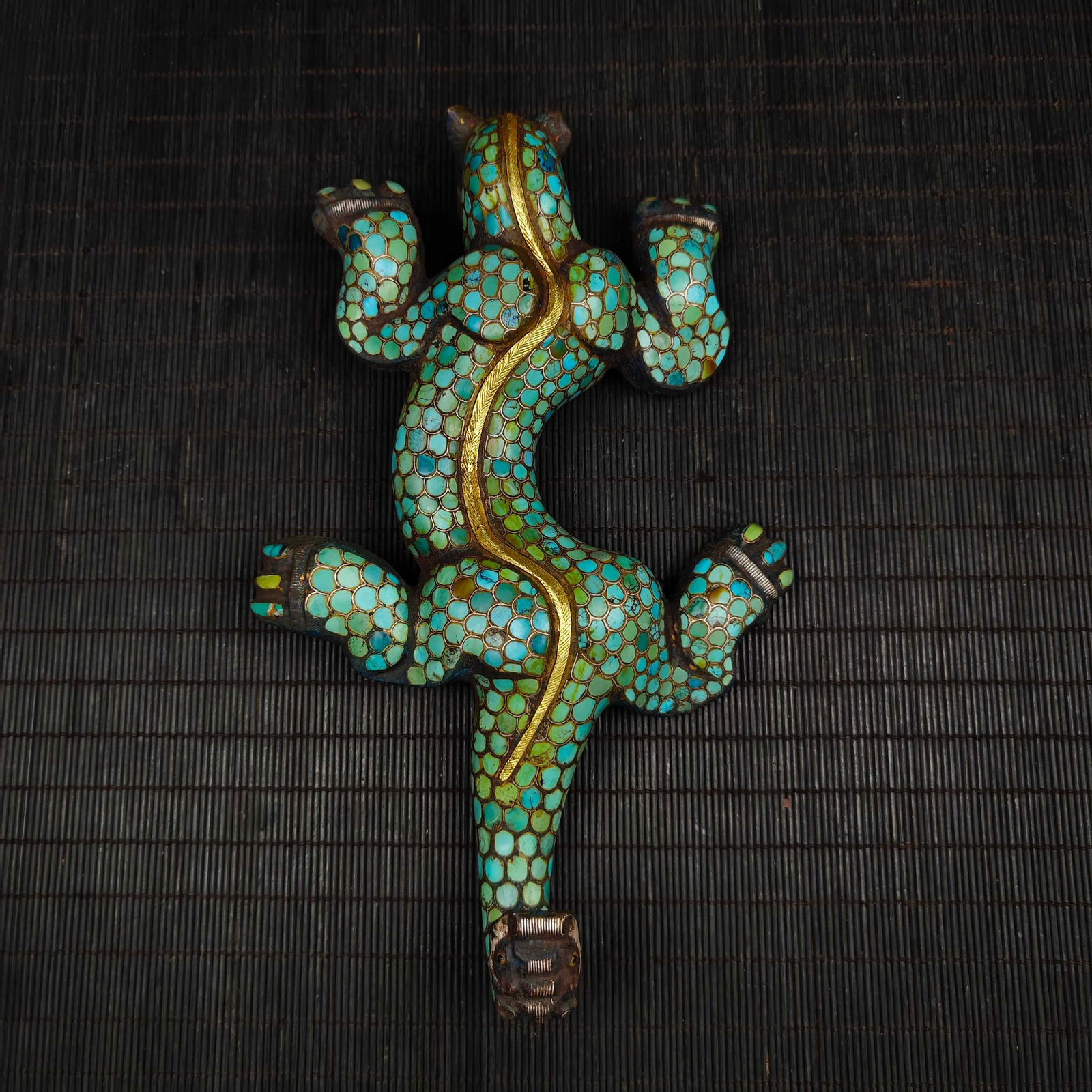 Warring States mark Bronze Belt Hook Inlaid with Gold, Silver and Turquoise: 6*16*25/2.1kg